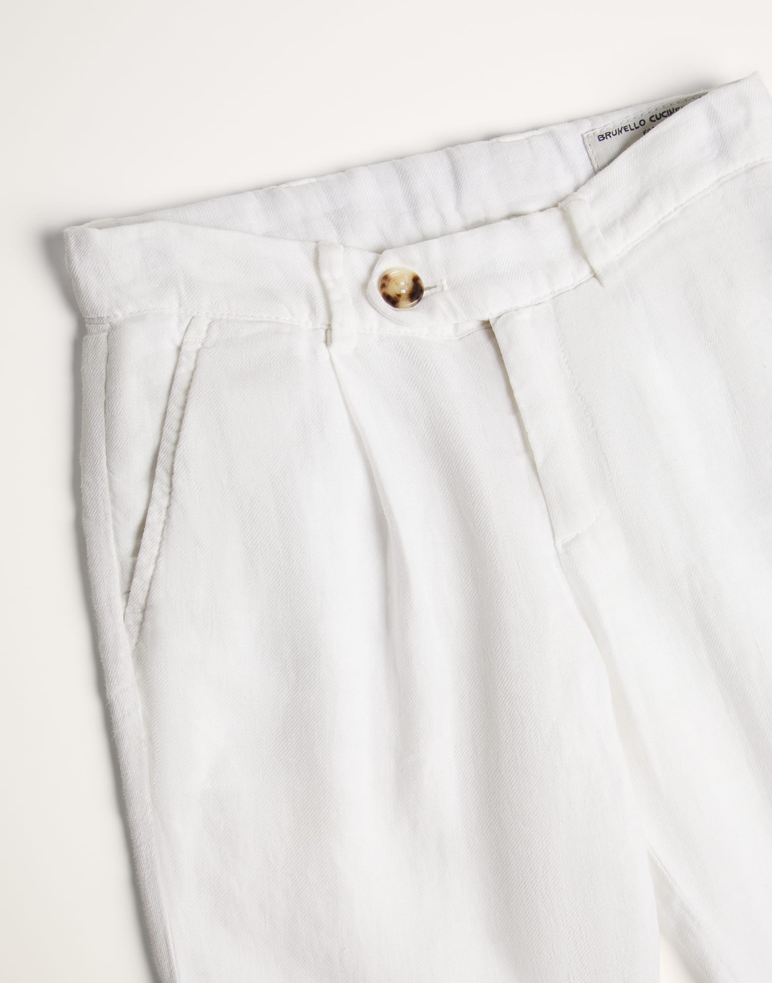 Garment-dyed trousers in linen gabardine with pleat