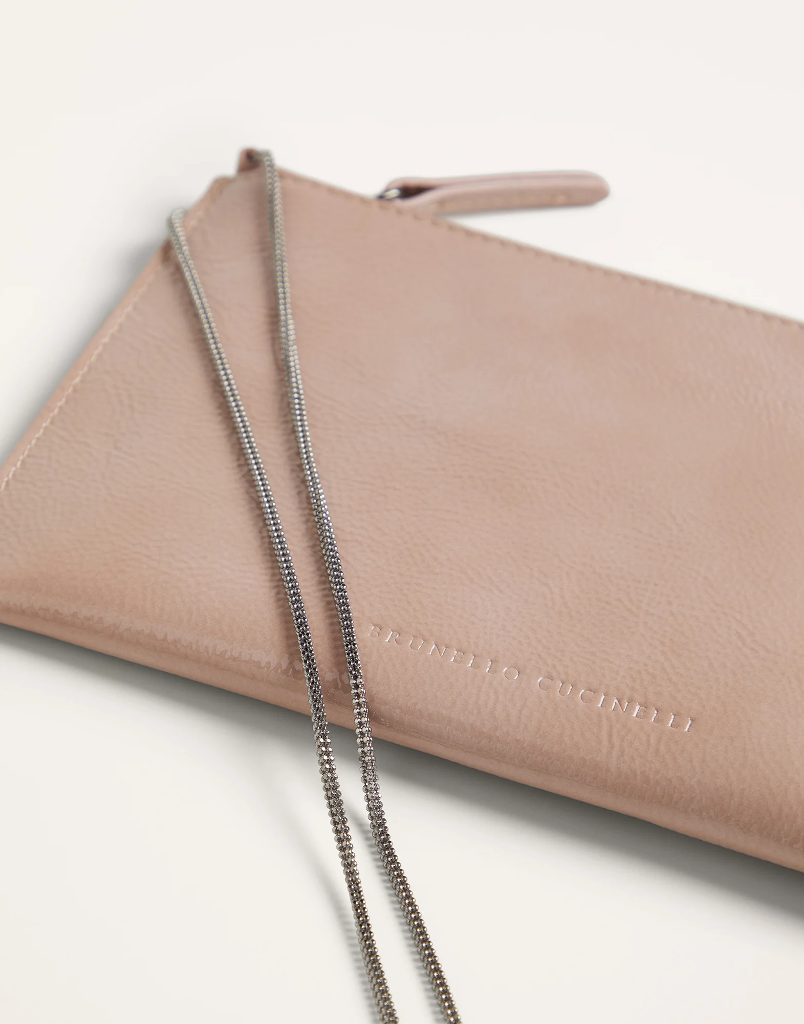 Sleek leather bag with monili