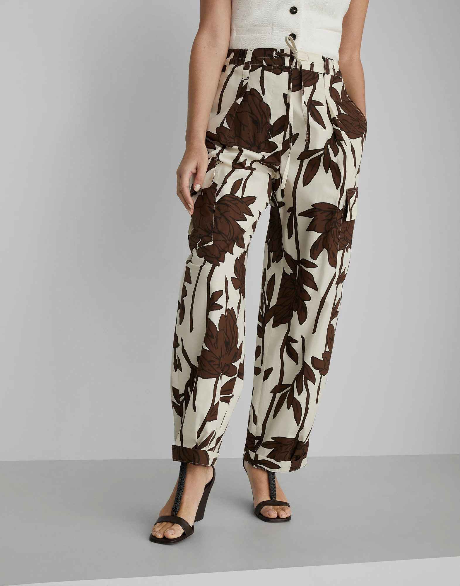 Cotton ramage print poplin baggy cargo trousers with monili