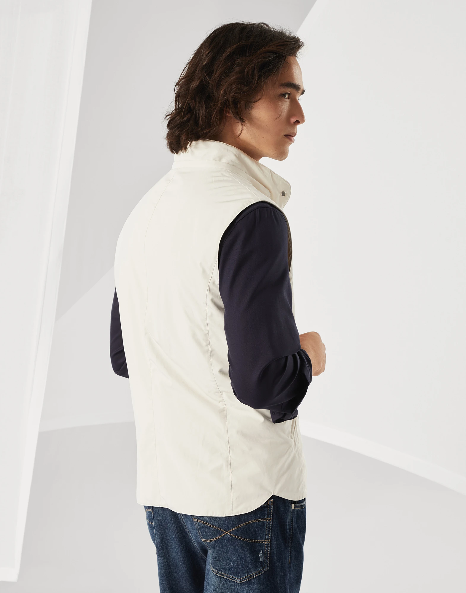 Water-resistant vest