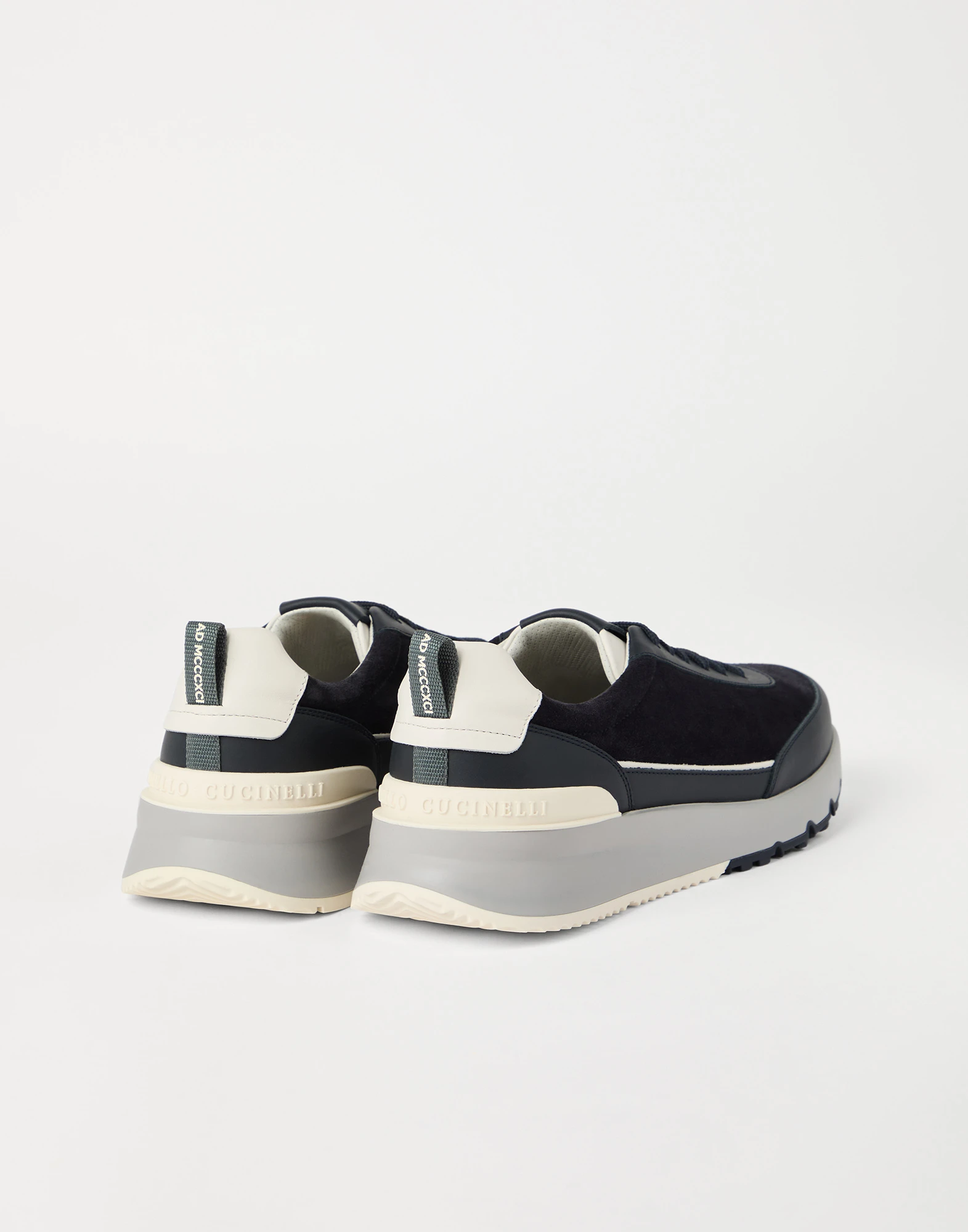 Suede and calfskin runners