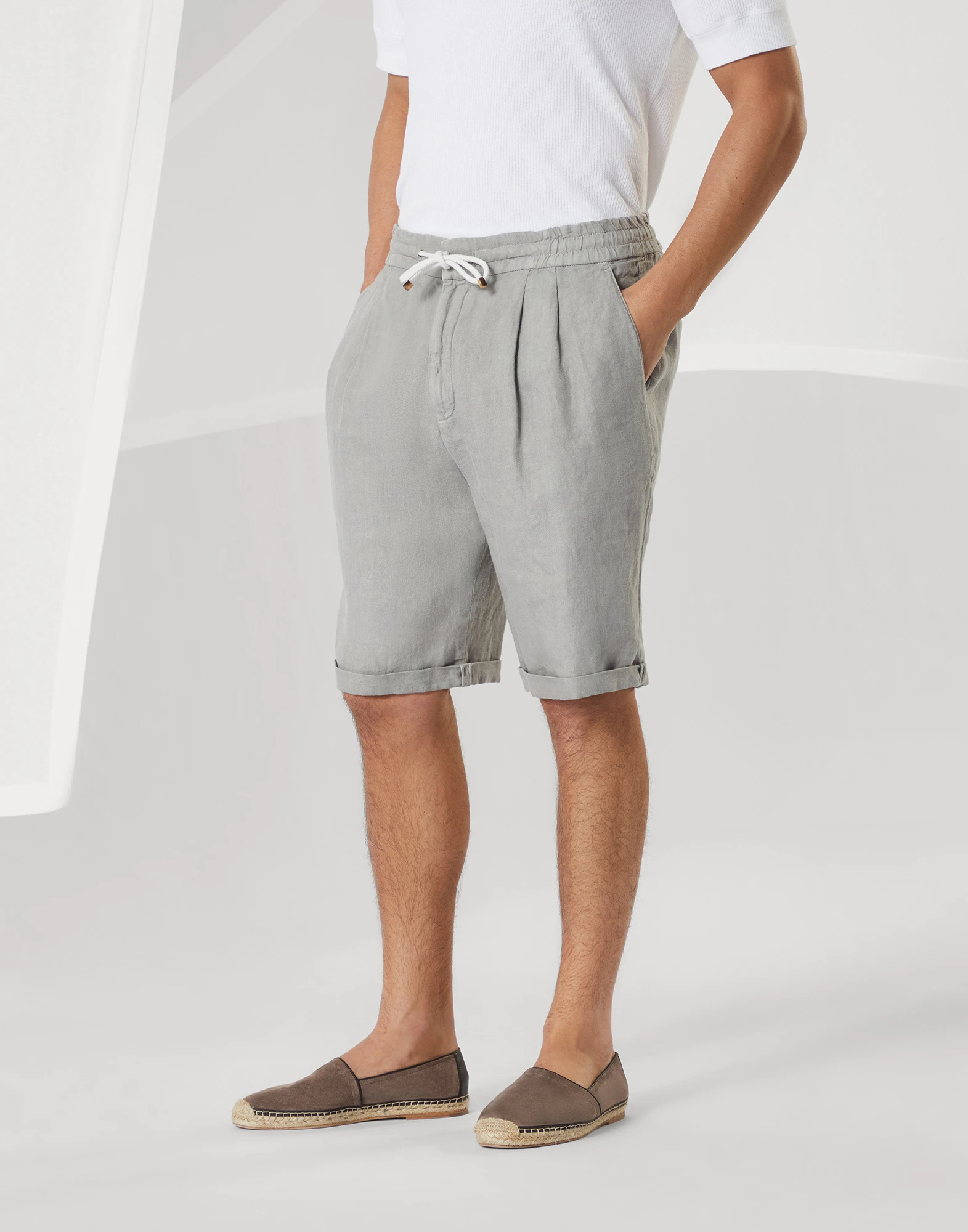Bermuda shorts with drawstring