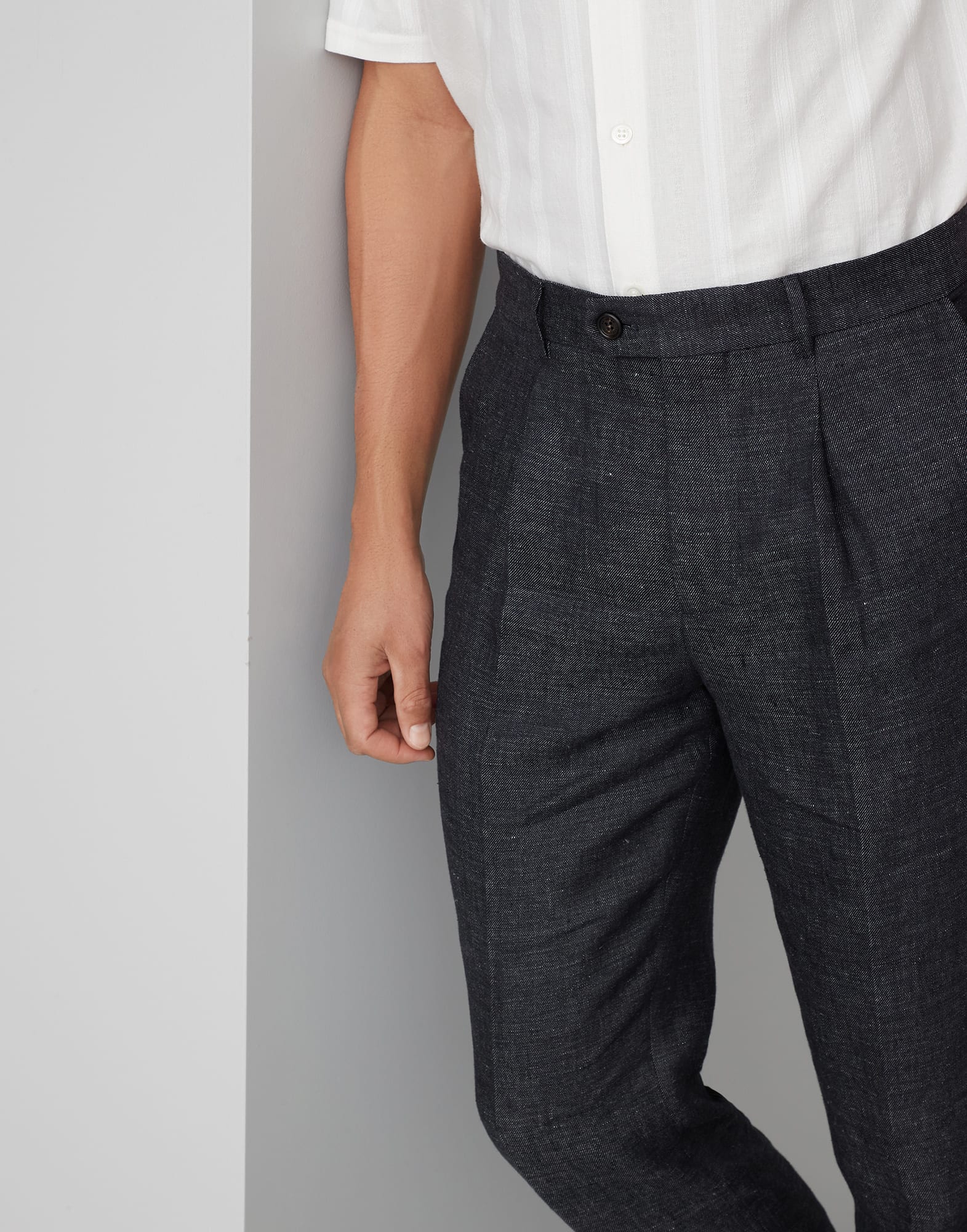 Denim-effect linen leisure fit trousers with pleat