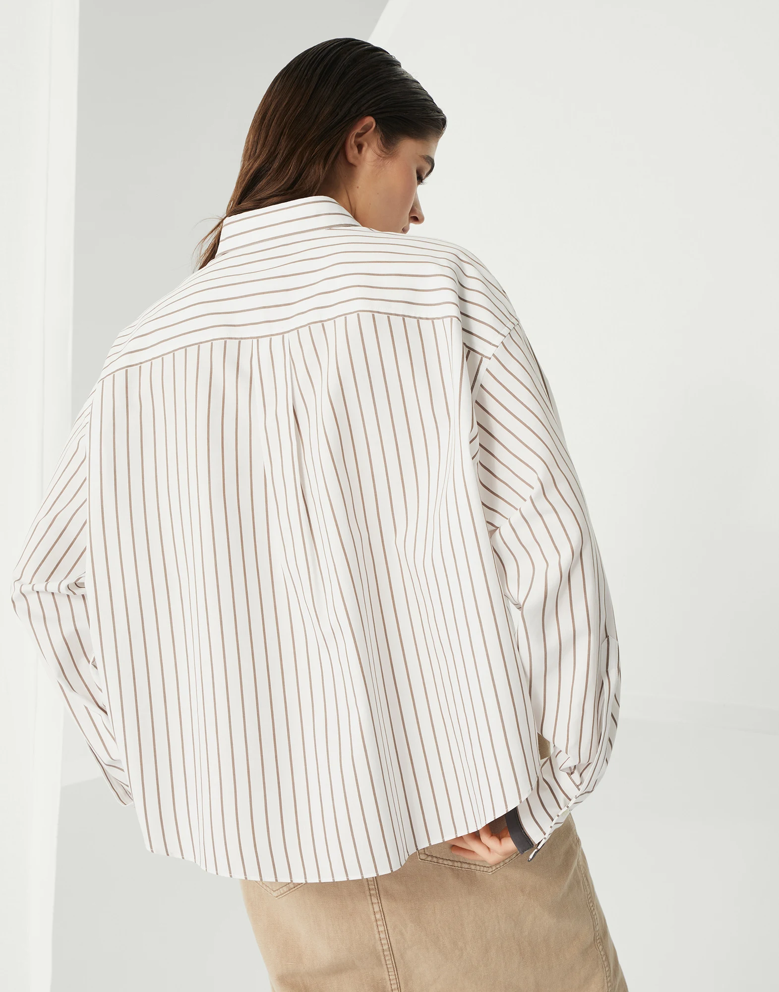 Shirt with monili
