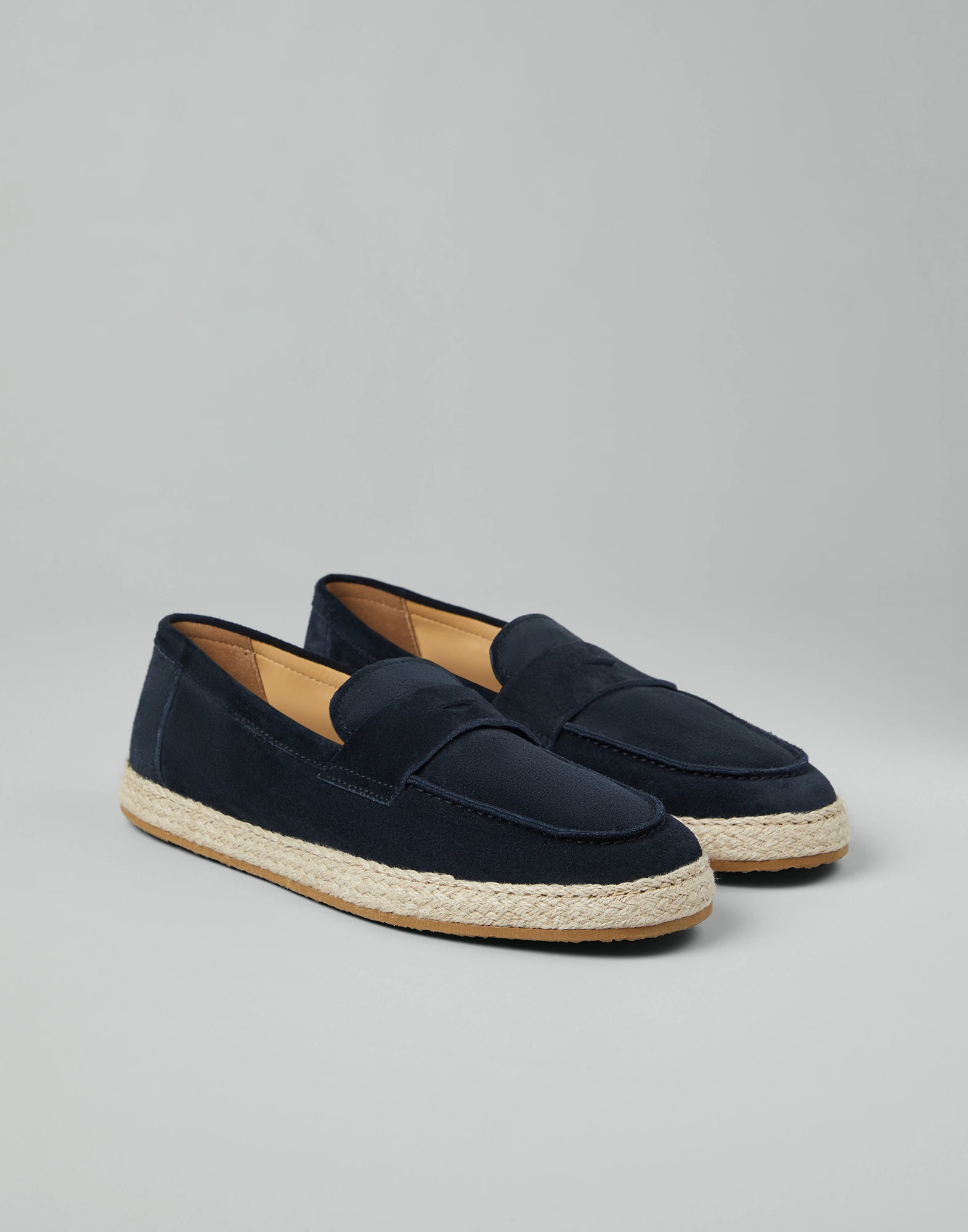 Suede loafers with rope insert