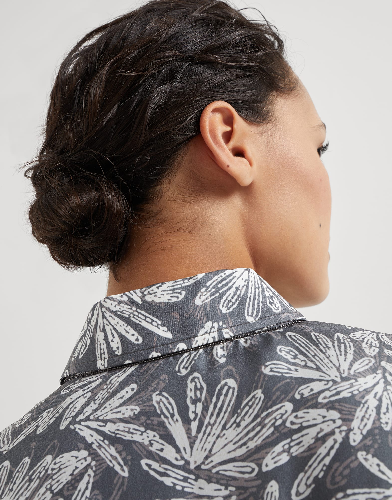 Silk fern print pongee shirt with monili