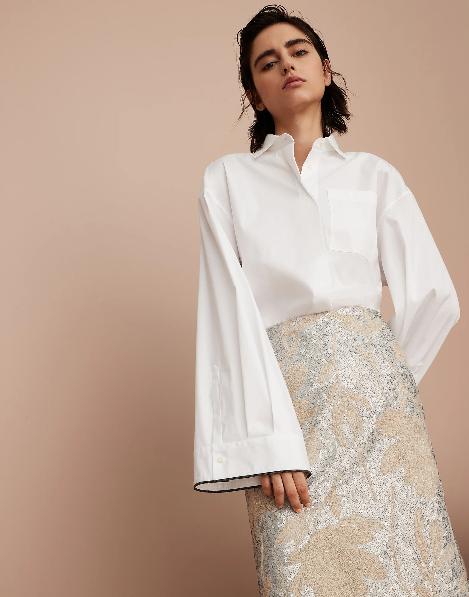 Linen column skirt with magnolia embroidery