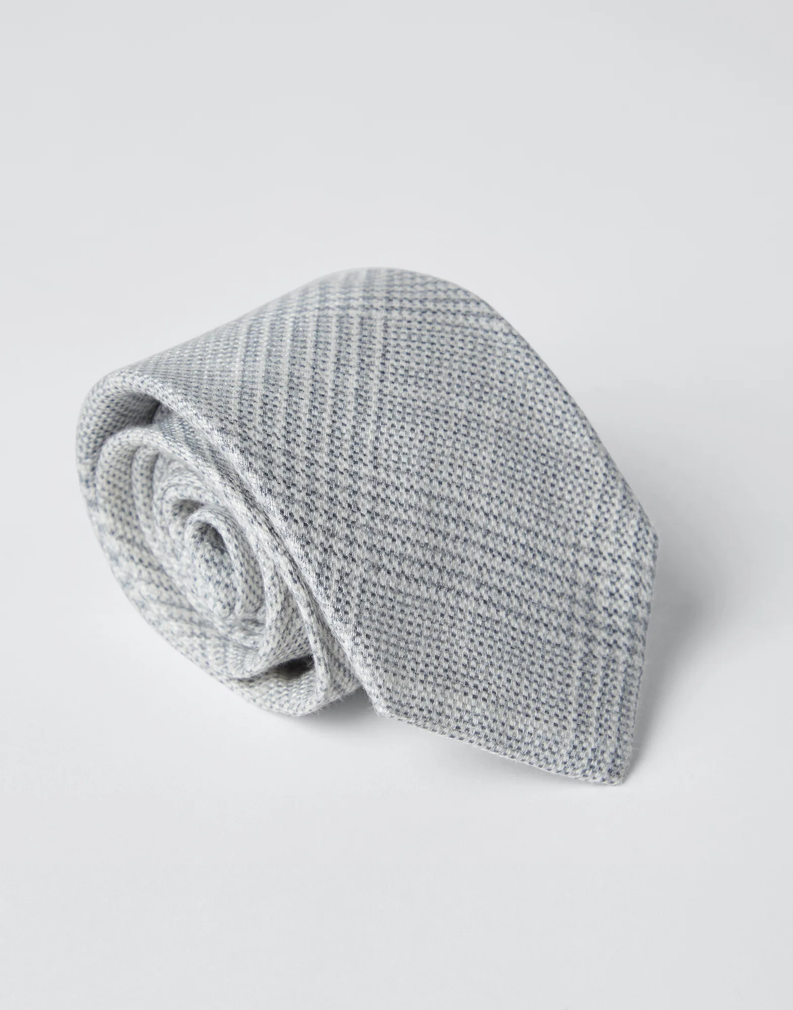 Linen and silk Prince of Wales tie
