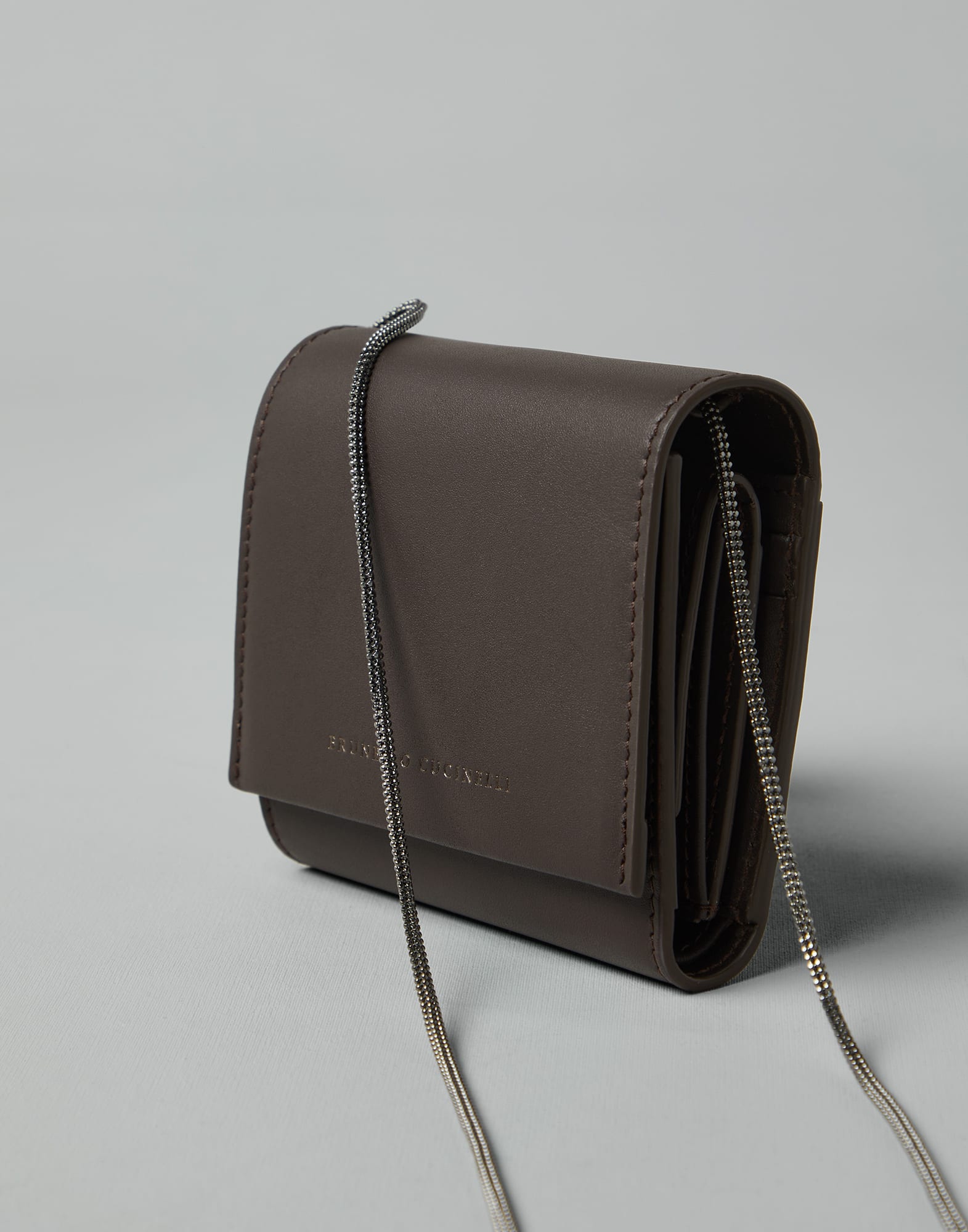 Calfskin wallet with precious chain