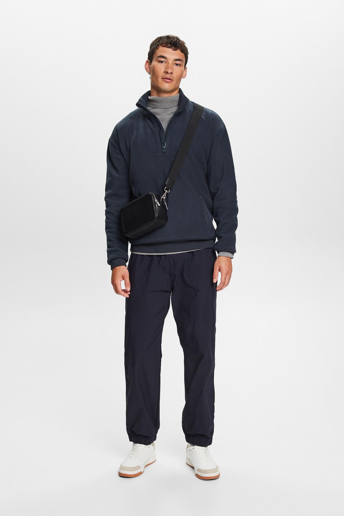 Fleece-Sweatshirt mit halblangem Rei&szlig;verschluss