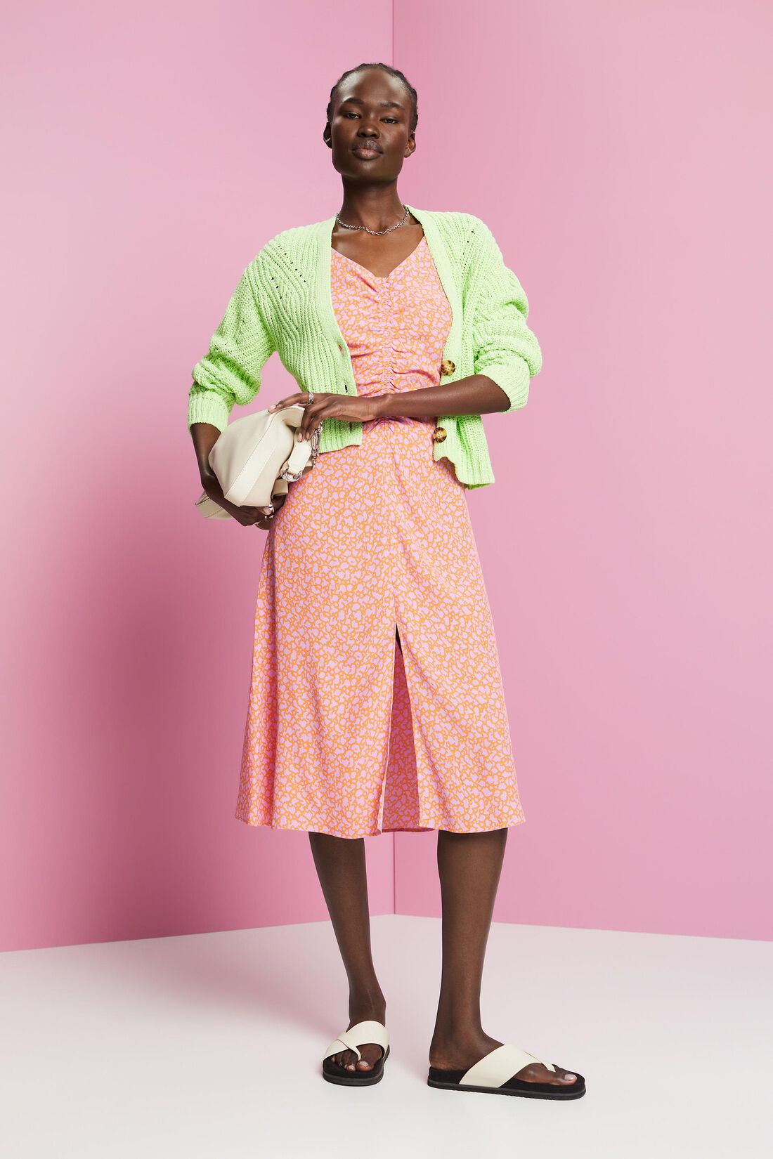 &Auml;rmelloses Midikleid mit Allover-Print