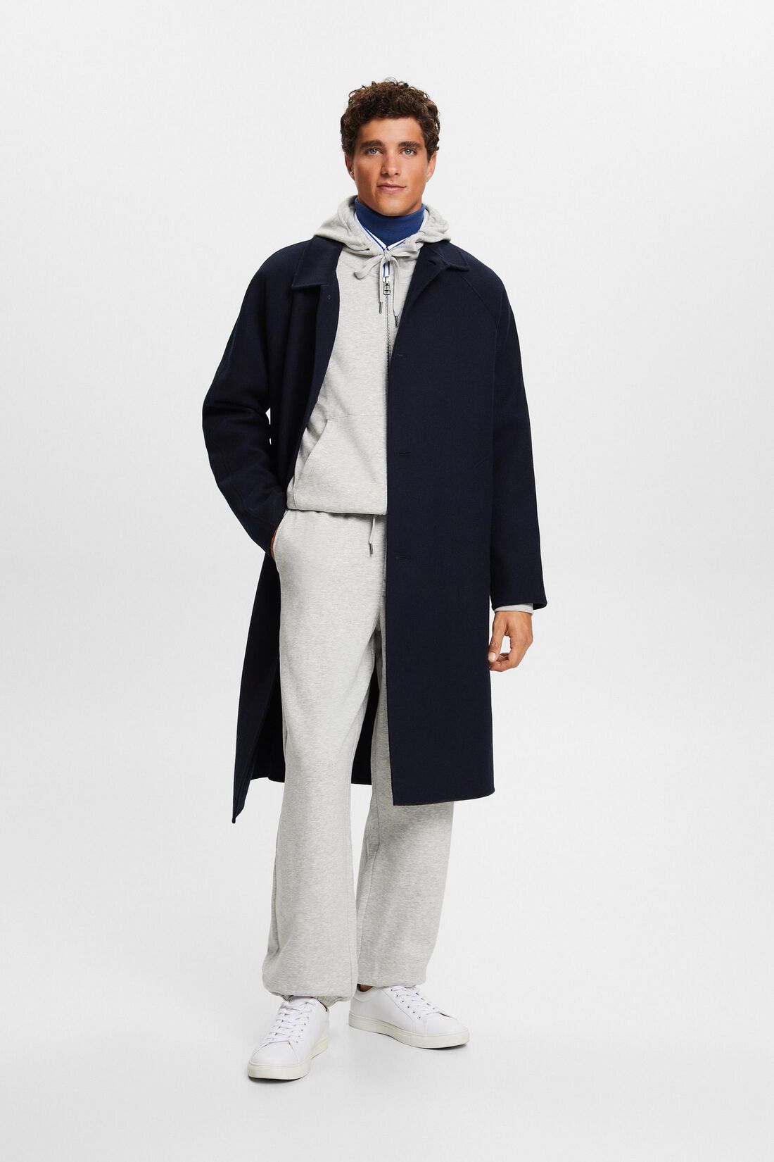 Bestickte Sweathose