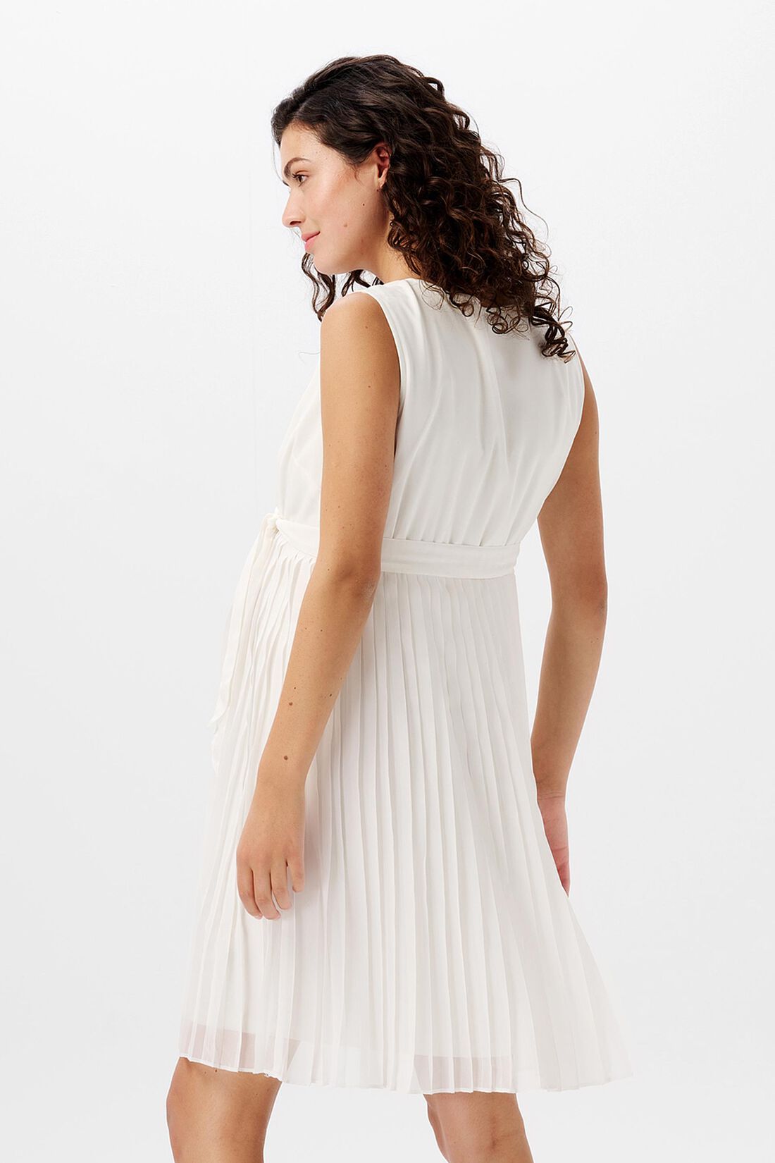 Plissiertes Jerseykleid mit Bindeg&uuml;rtel