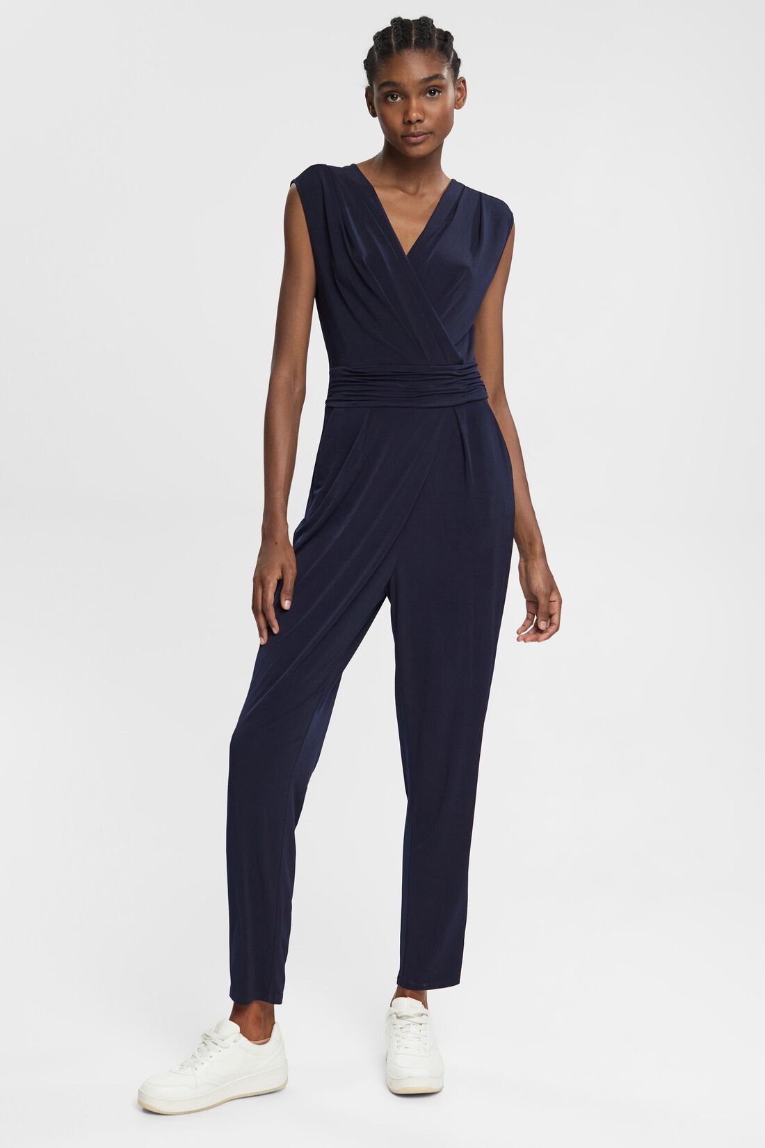 Jumpsuit mit Crossover-V-Ausschnitt
