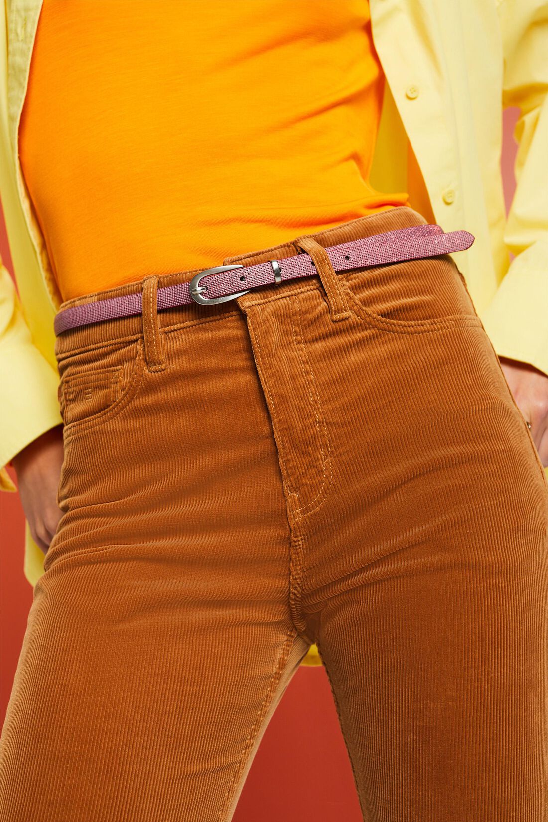 Cordhose mit gerader Passform und hohem Bund