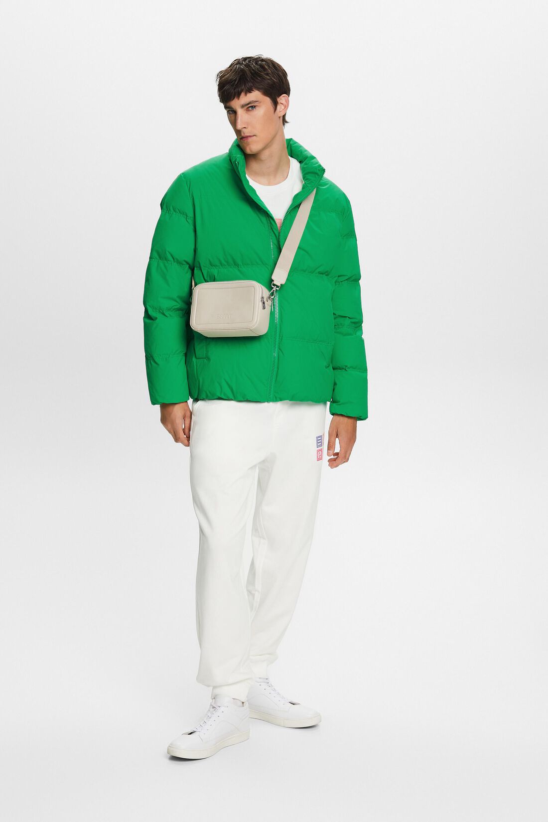 Recycelt: Pufferjacke mit Daunen