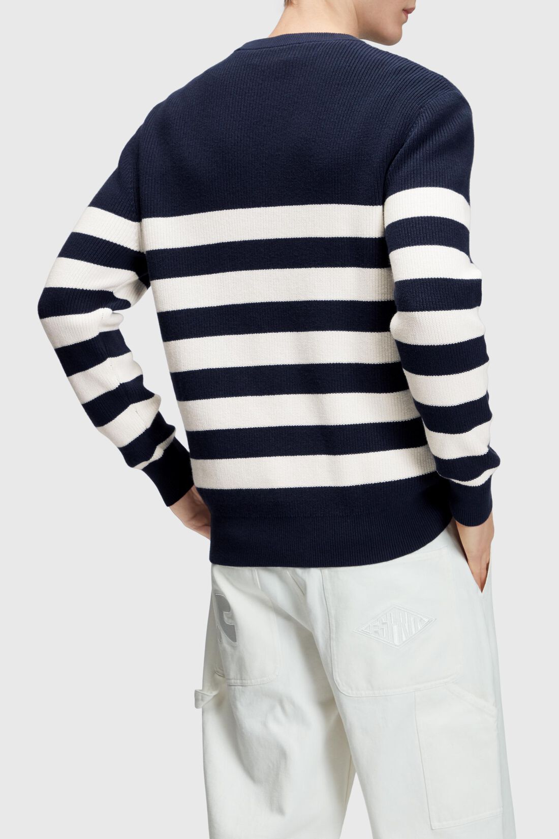 Gestreifter Rundhals-Pullover