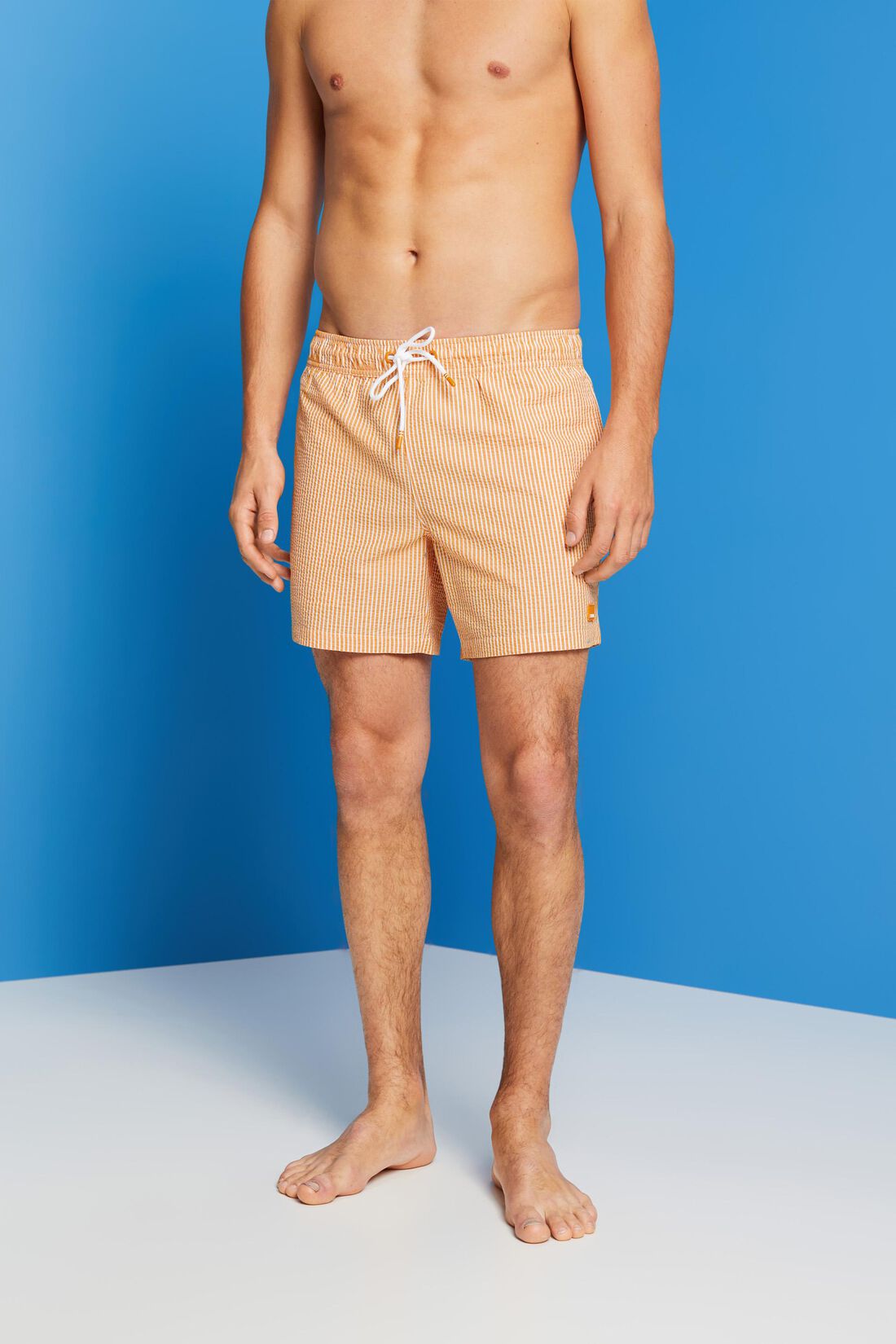 Strukturierte Badeshorts mit Streifen