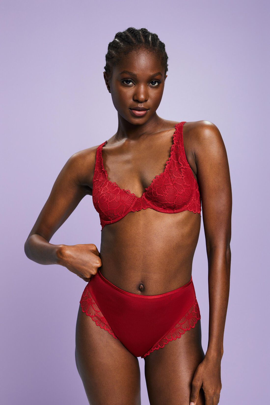 Slip aus Mikrofaser mit hohem Bund und Spitze