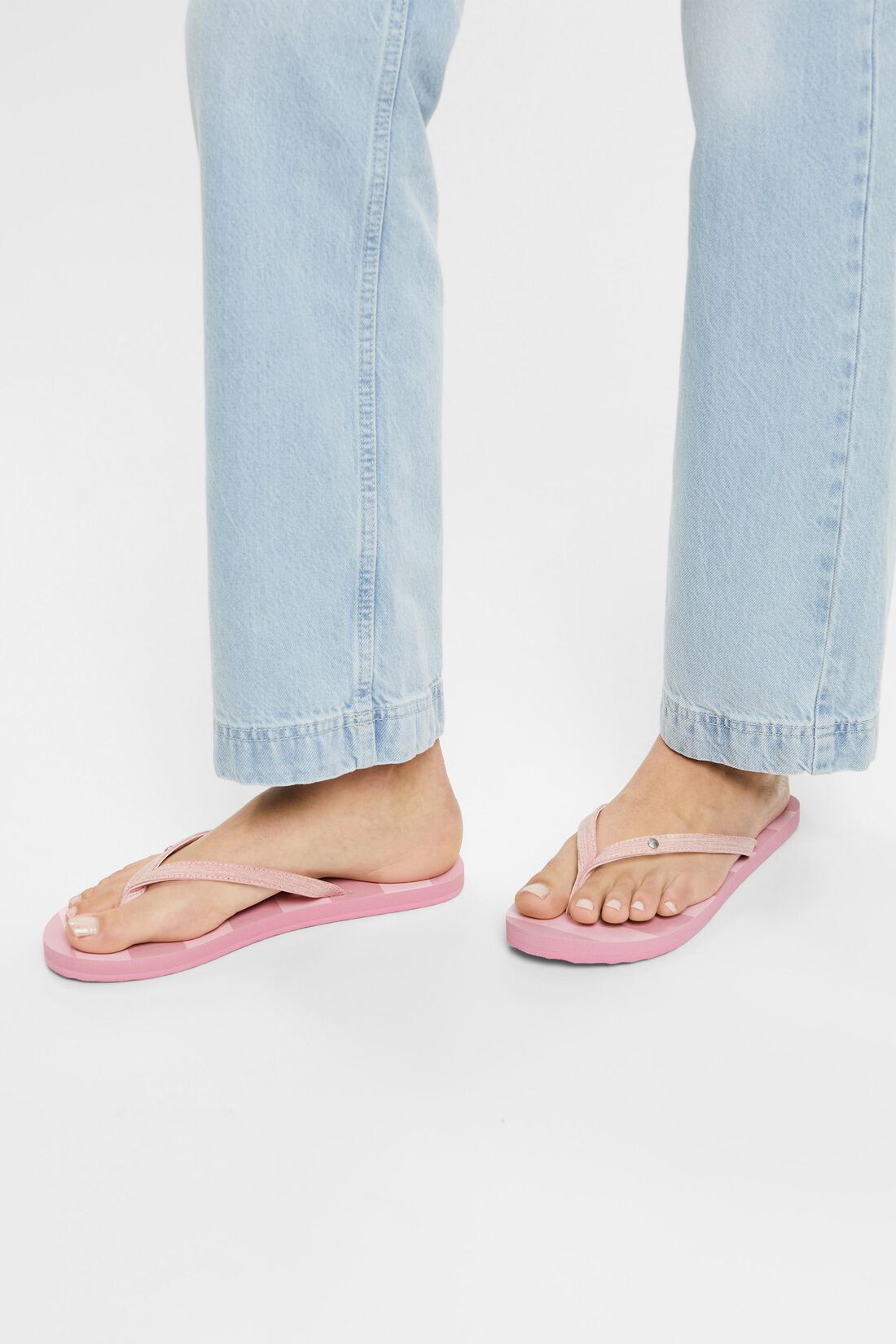 Slip Slops mit Textilriemen