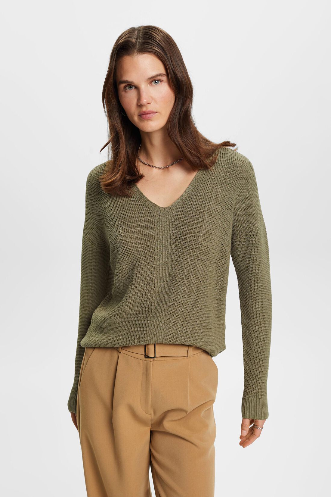 Locker gestrickter Pullover mit V-Ausschnitt