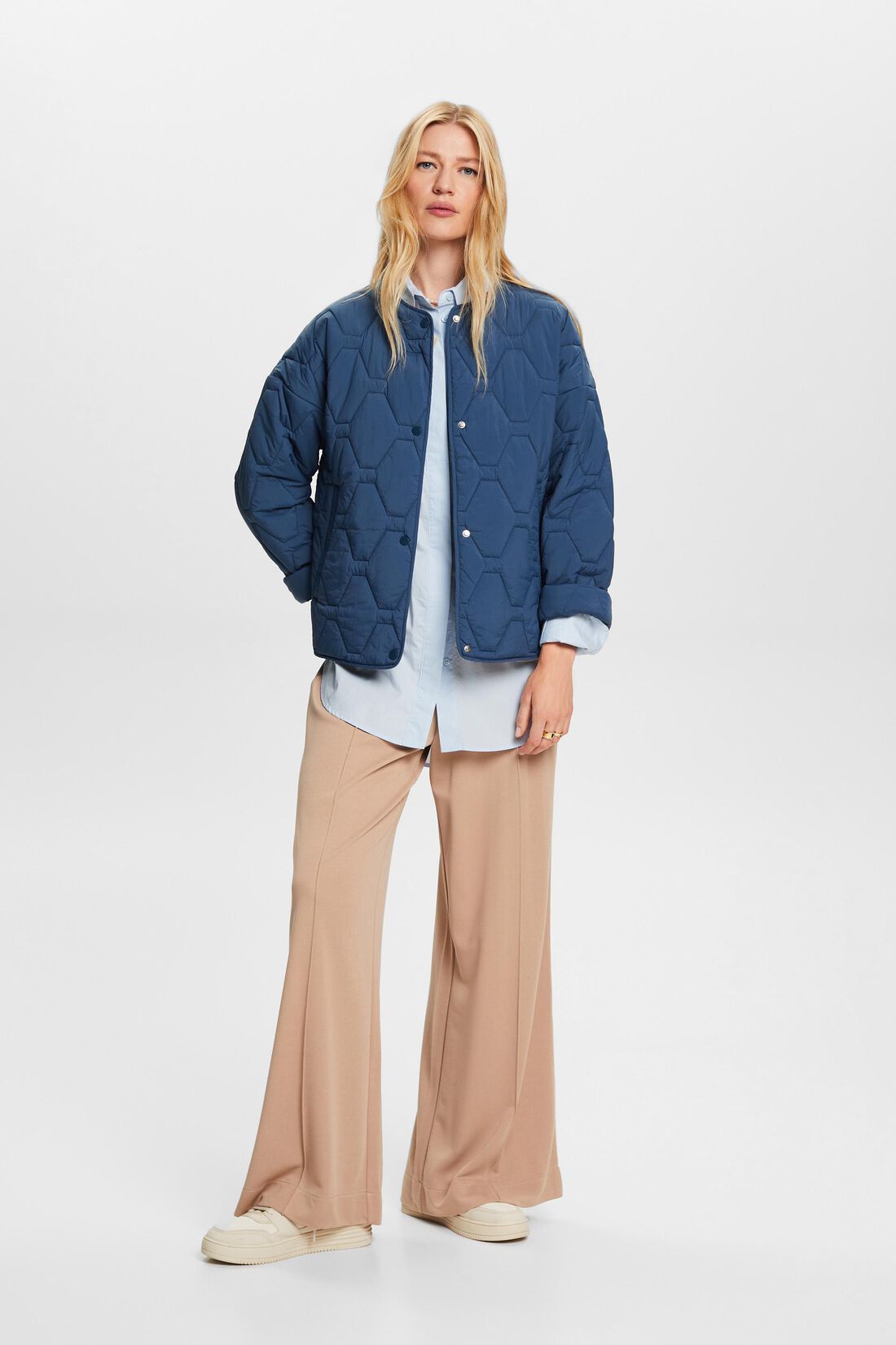 Recycelt: leichte Steppjacke