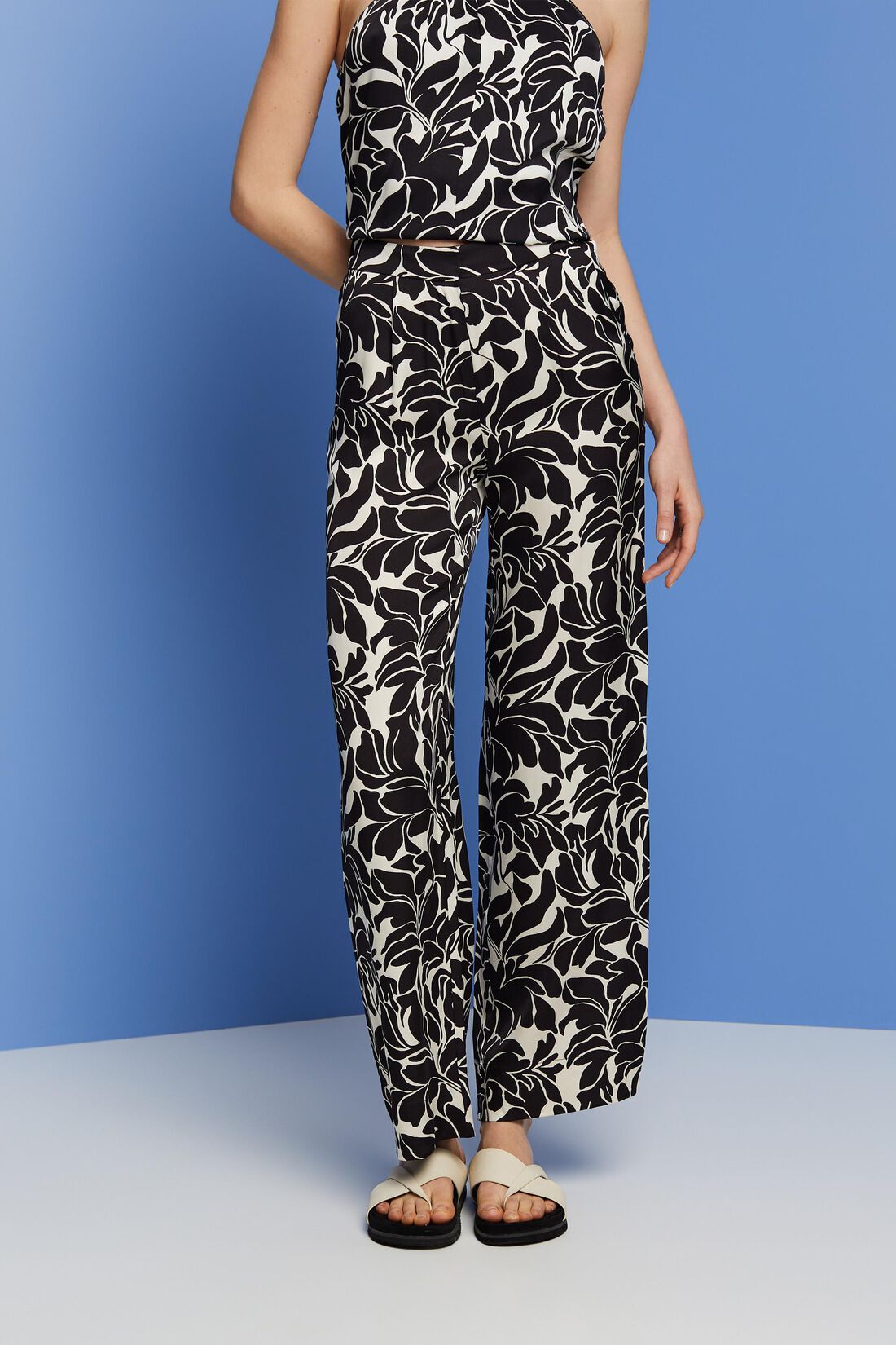 Satinhose mit weitem Bein, LENZING&trade; ECOVERO&trade;