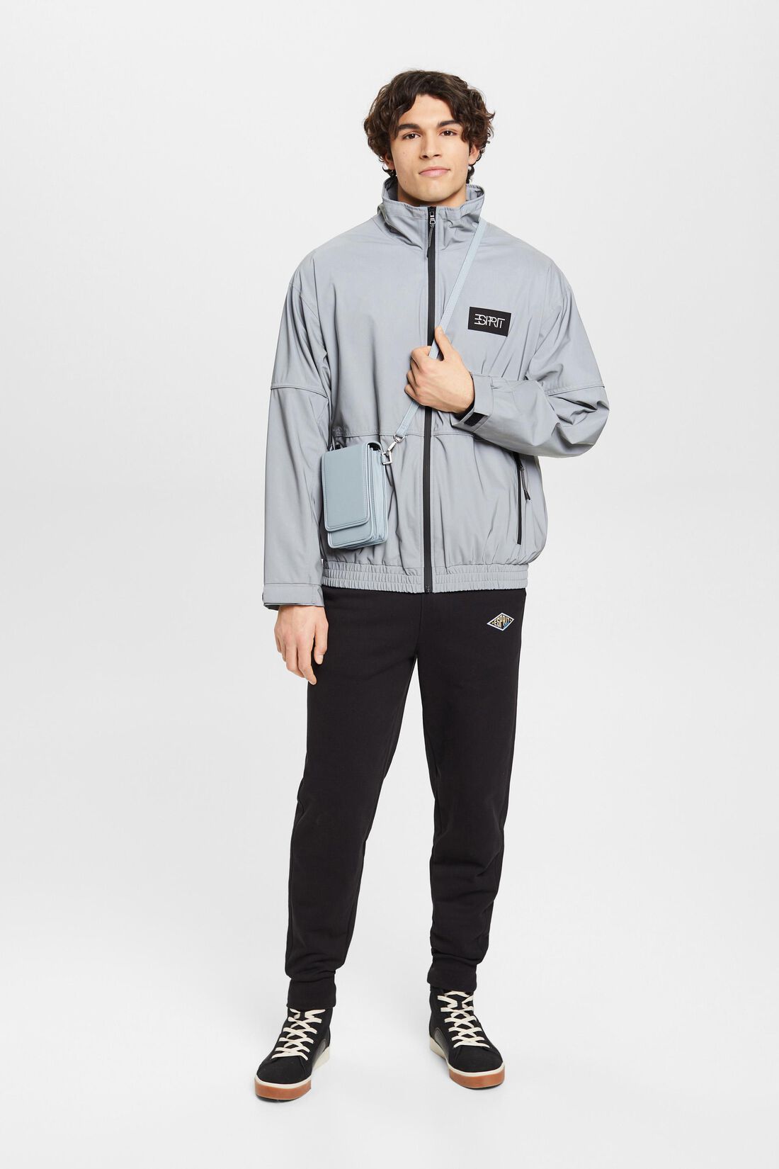 Windbreaker im Oversize-Look