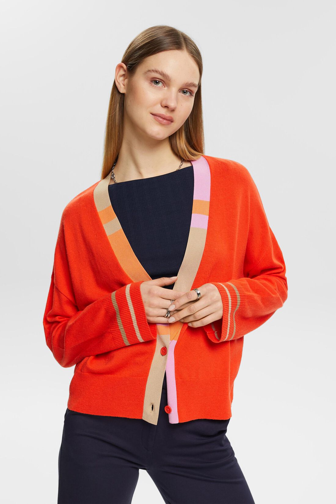 Cardigan mit V-Ausschnitt