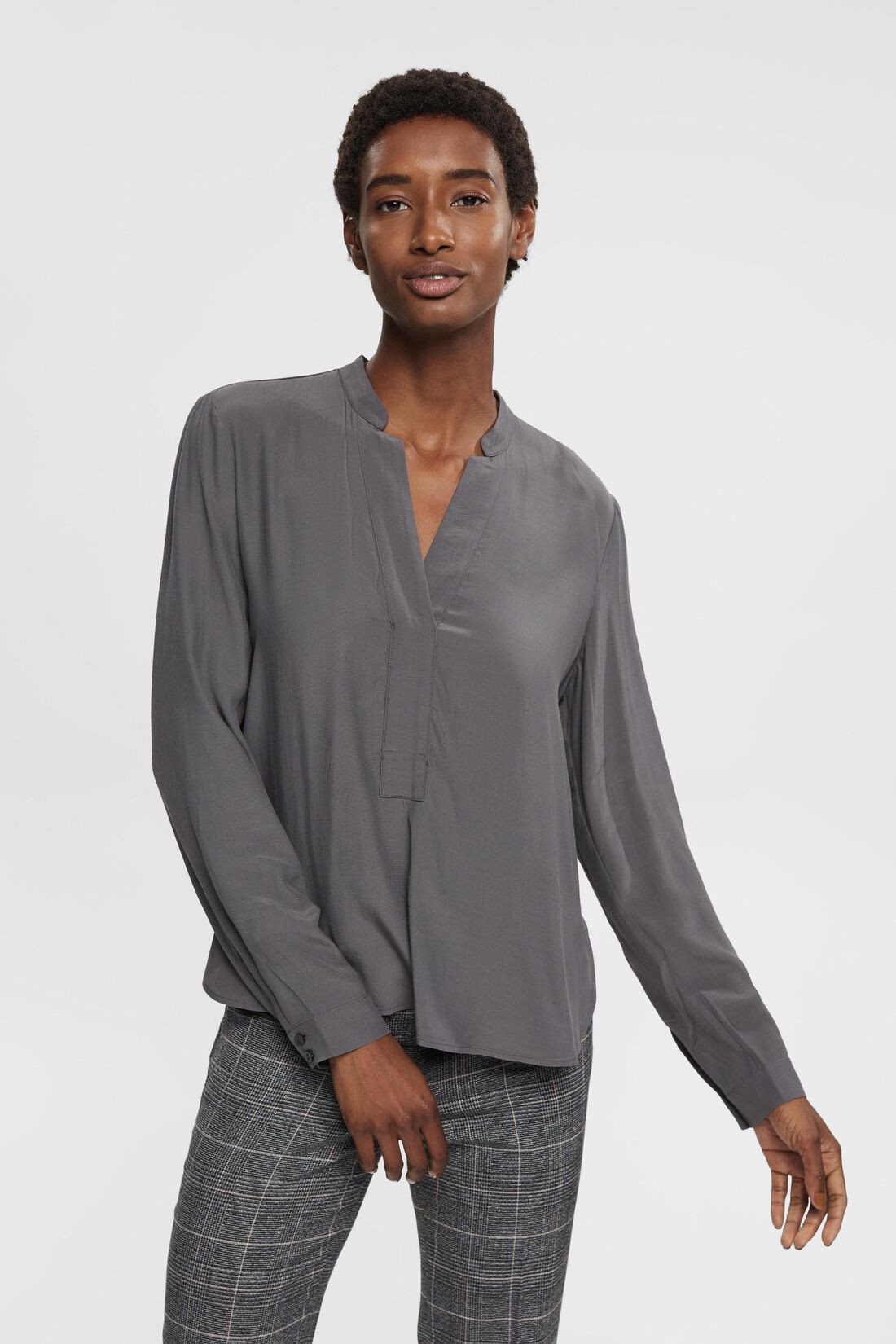 Bluse mit V-Neck, LENZING&trade; ECOVERO&trade;
