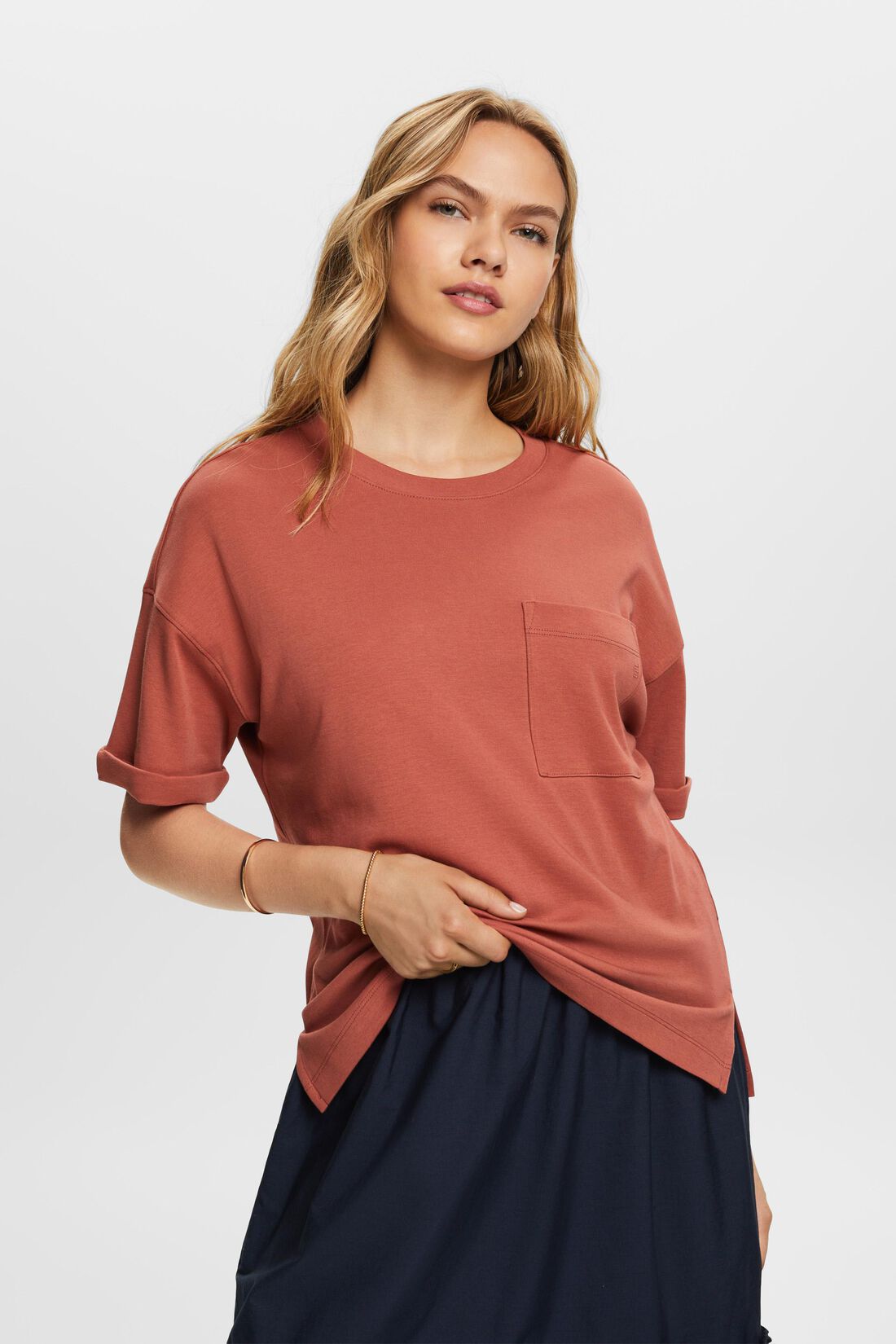 Oversized T-Shirt mit aufgesetzter Tasche