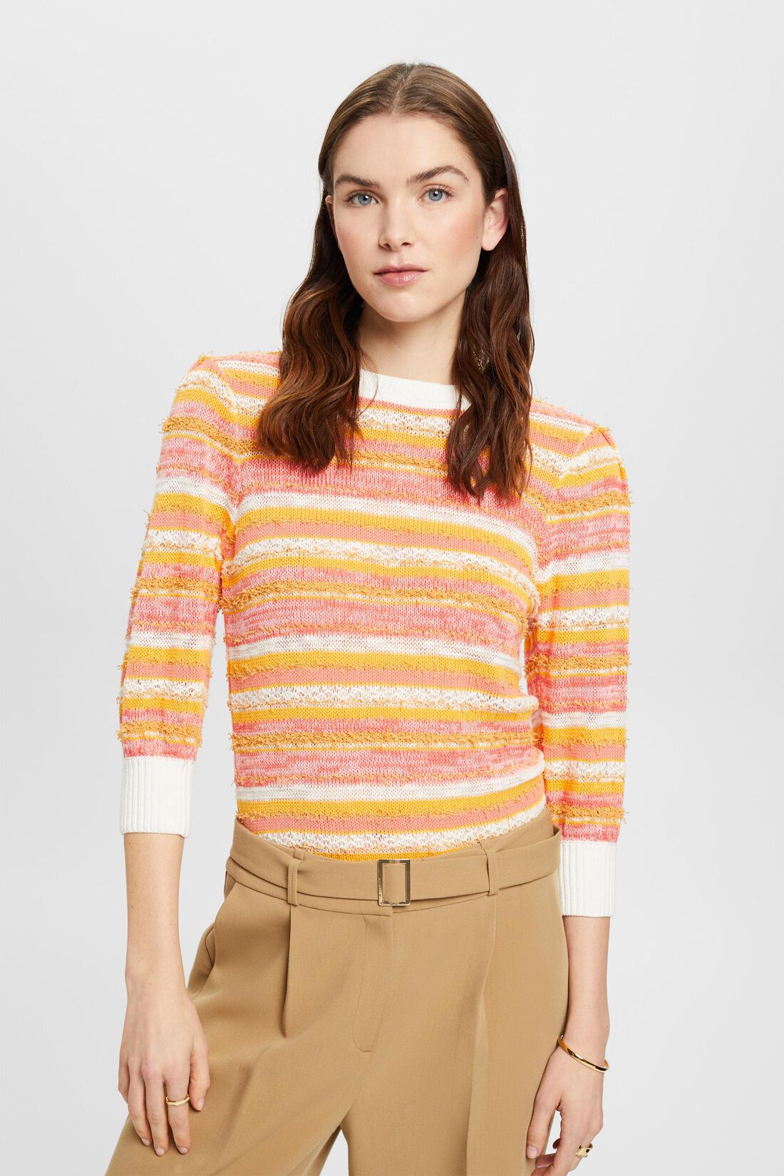 Pullover aus Materialmix