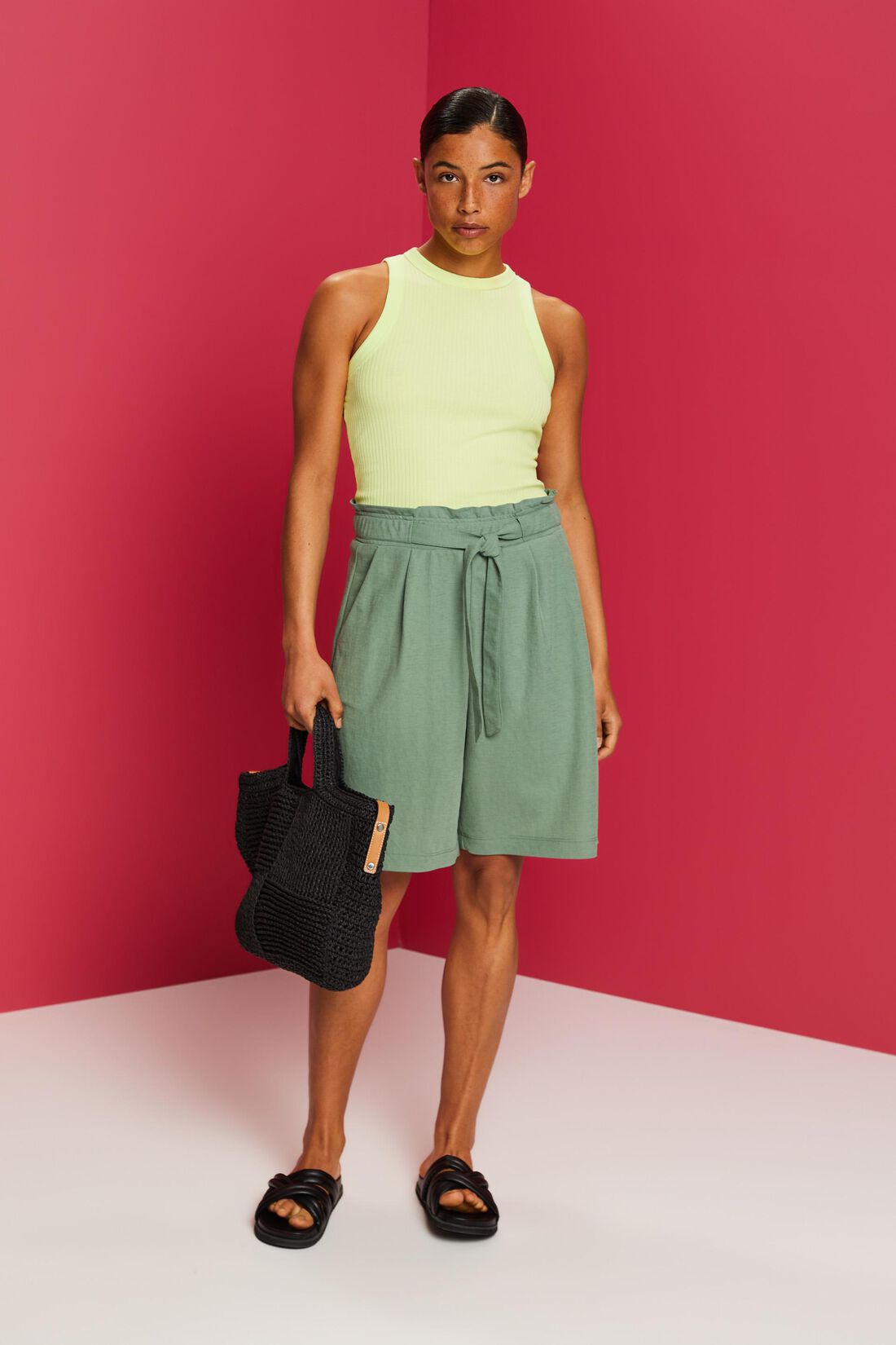 Pull-on Bermudashorts mit Bindeg&uuml;rtel