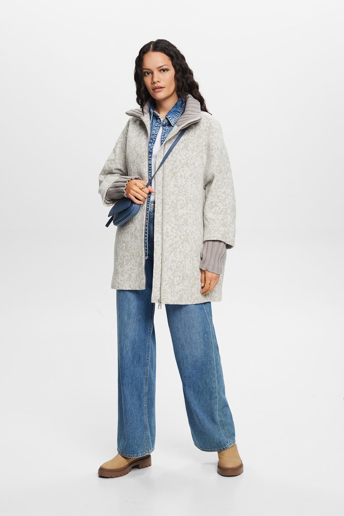 Recycelt: Lange strukturierte Jacke