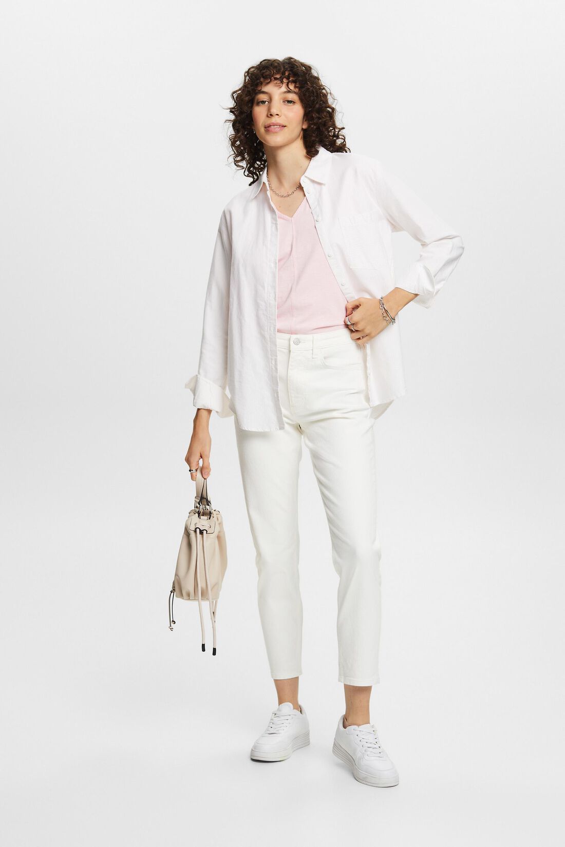 V-Neck Shirt mit Kontrastn&auml;hten, 100 % Baumwolle