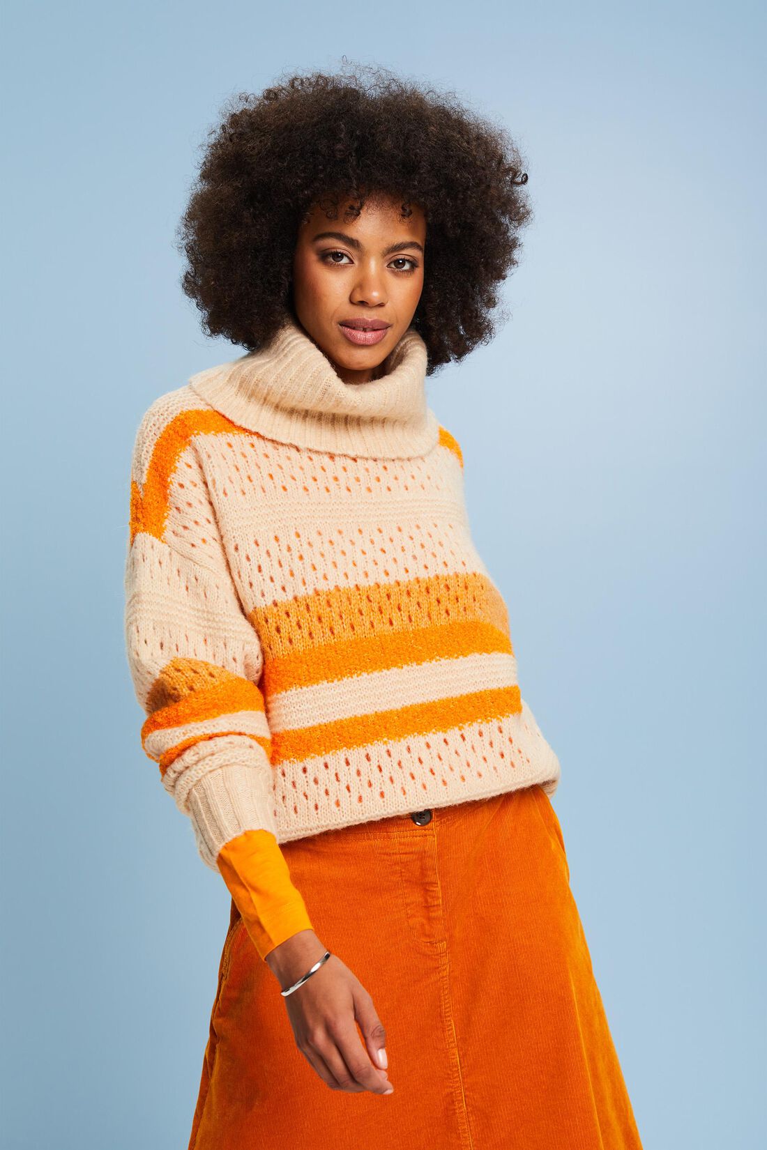 Gestreifter Rollkragenpullover