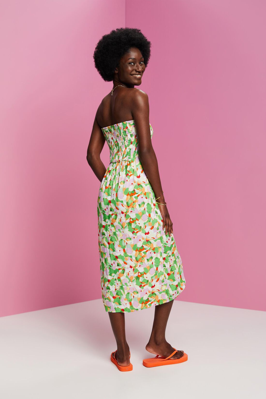 Gesmoktes Schlauchkleid in Midil&auml;nge, LENZING&trade; ECOVERO&trade;