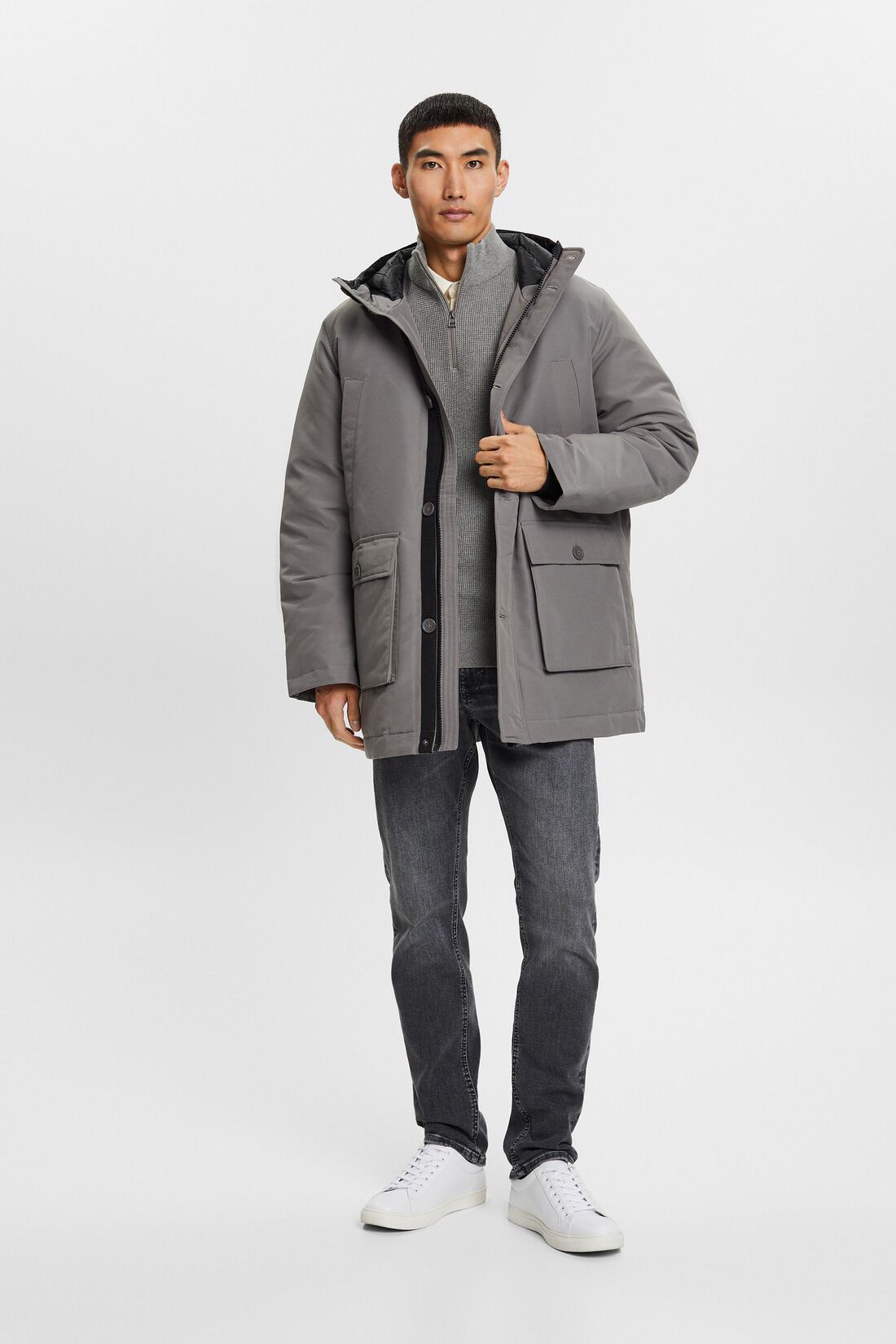 Daunenjacke mit Kapuze