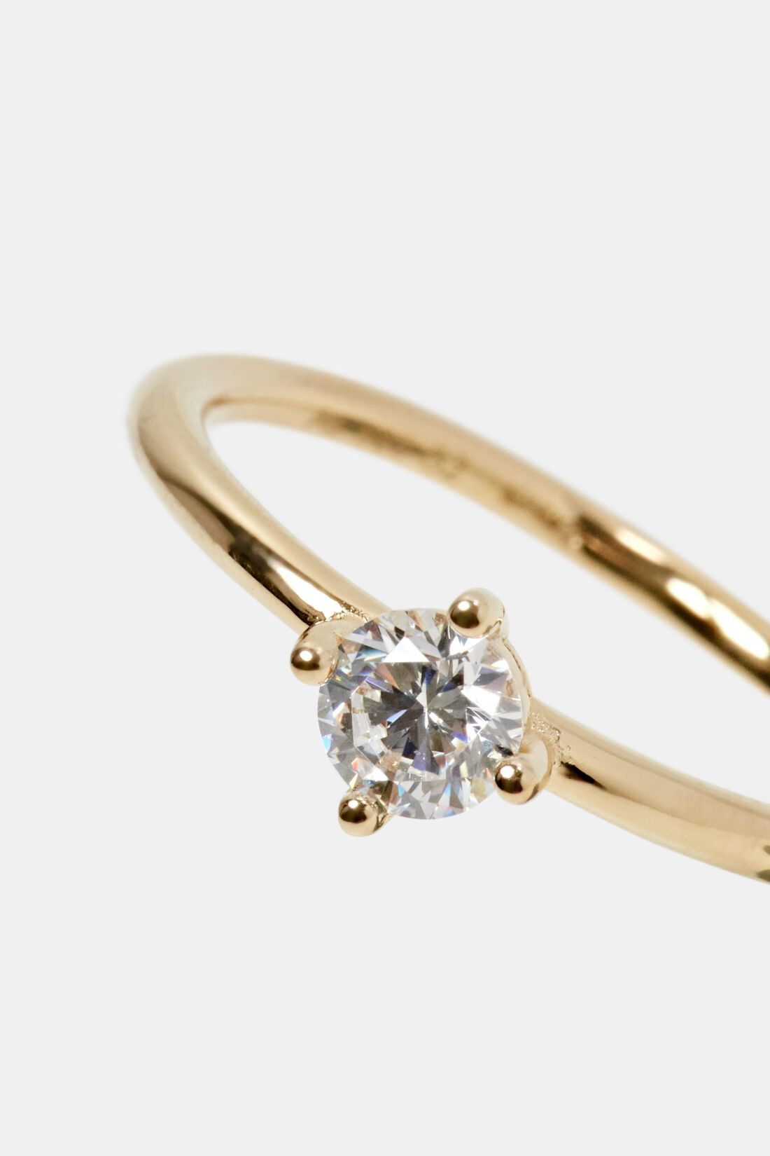 Sterlingsilber-Ring mit kubischem Zirkoniastein
