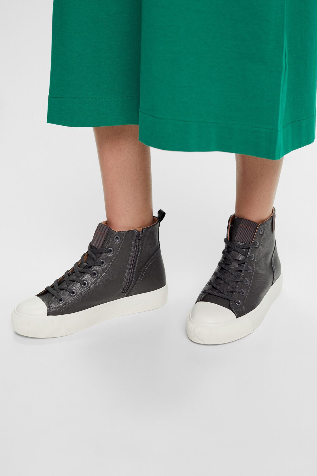 Plateau-Sneakers in Lederoptik