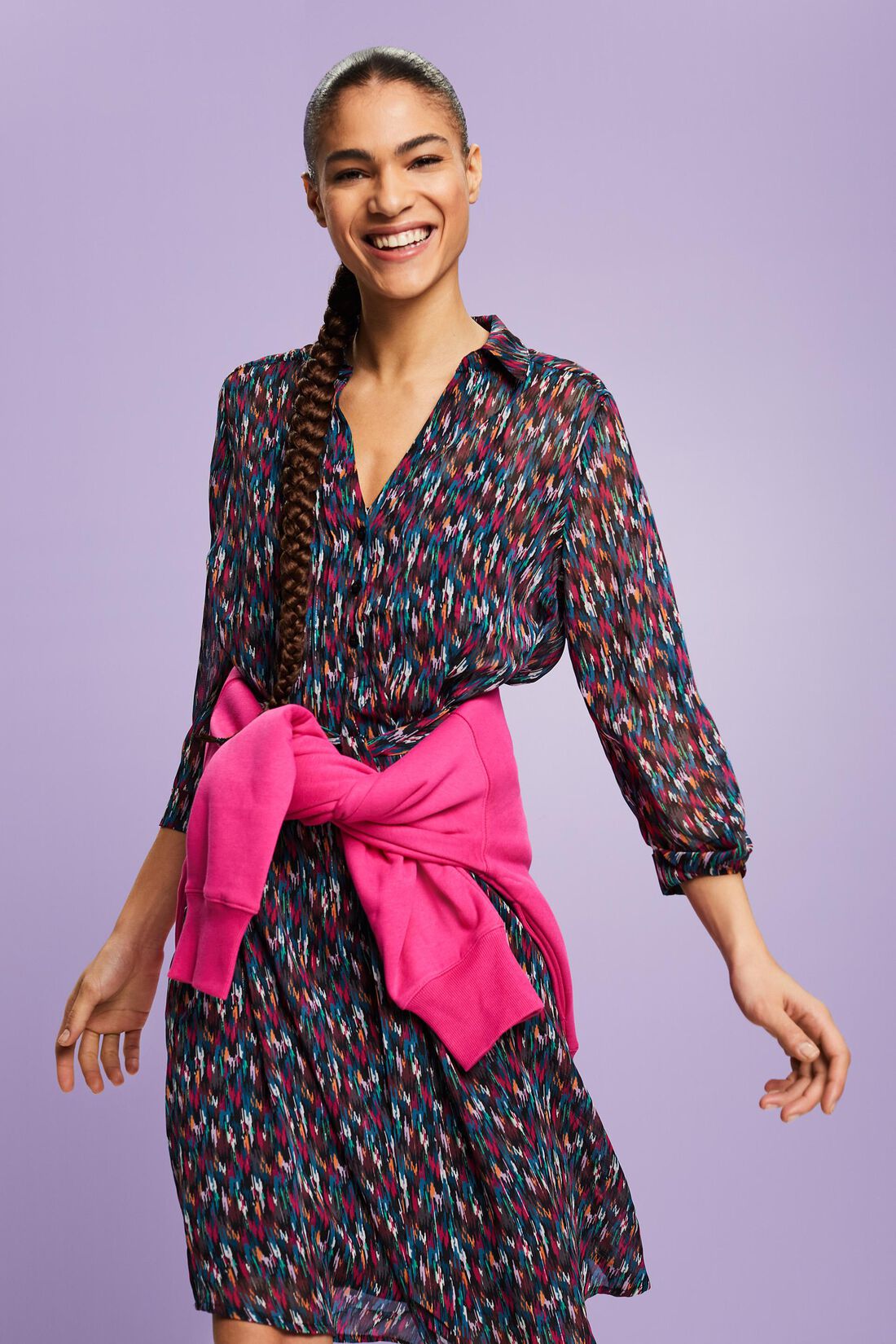 Chiffon-Minikleid mit V-Ausschnitt und Print