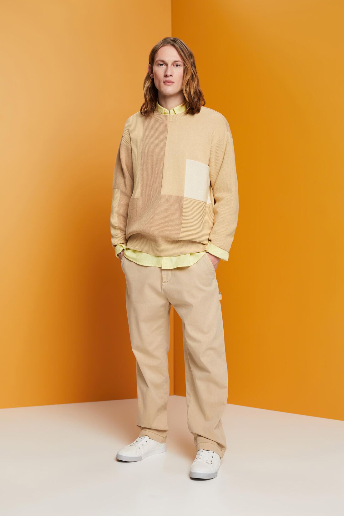Rundhalspullover im Colorblocking-Design