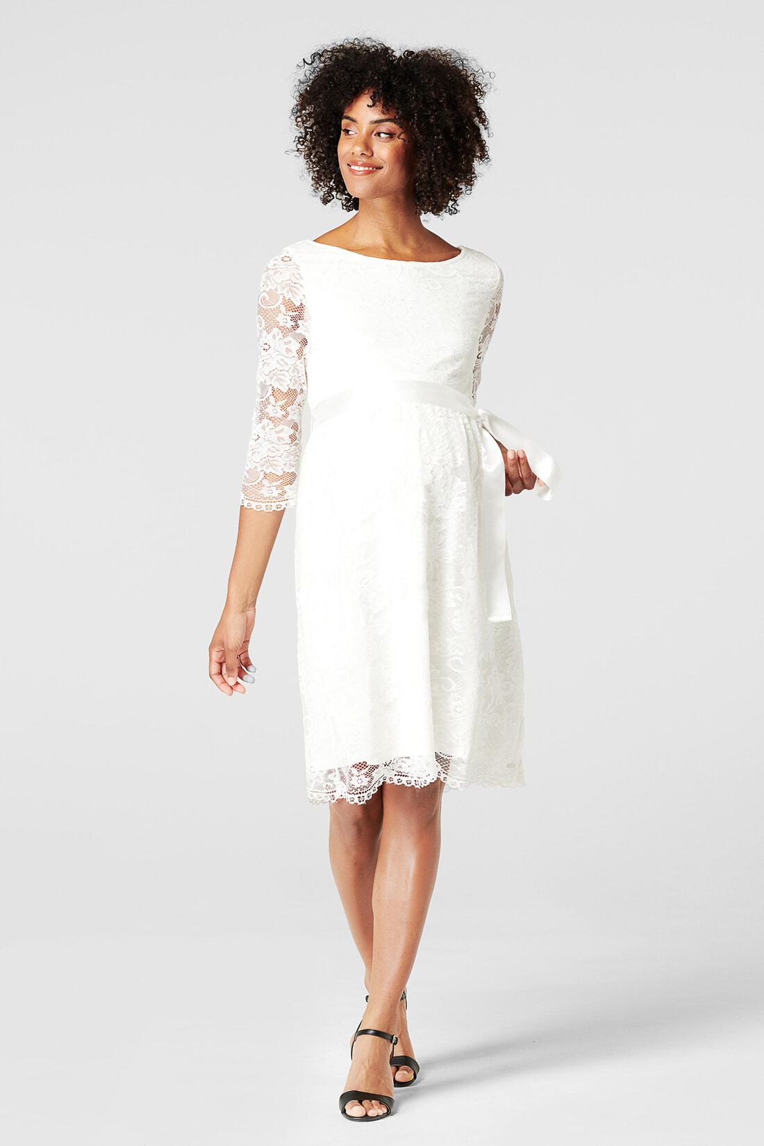 Florales Spitzenkleid mit Bindeg&uuml;rtel