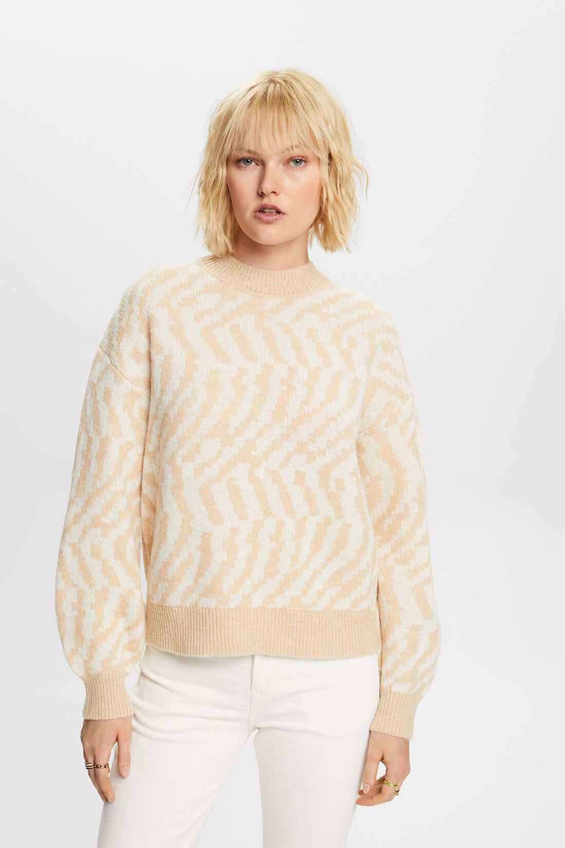 Pullover mit abstraktem Jacquard-Design