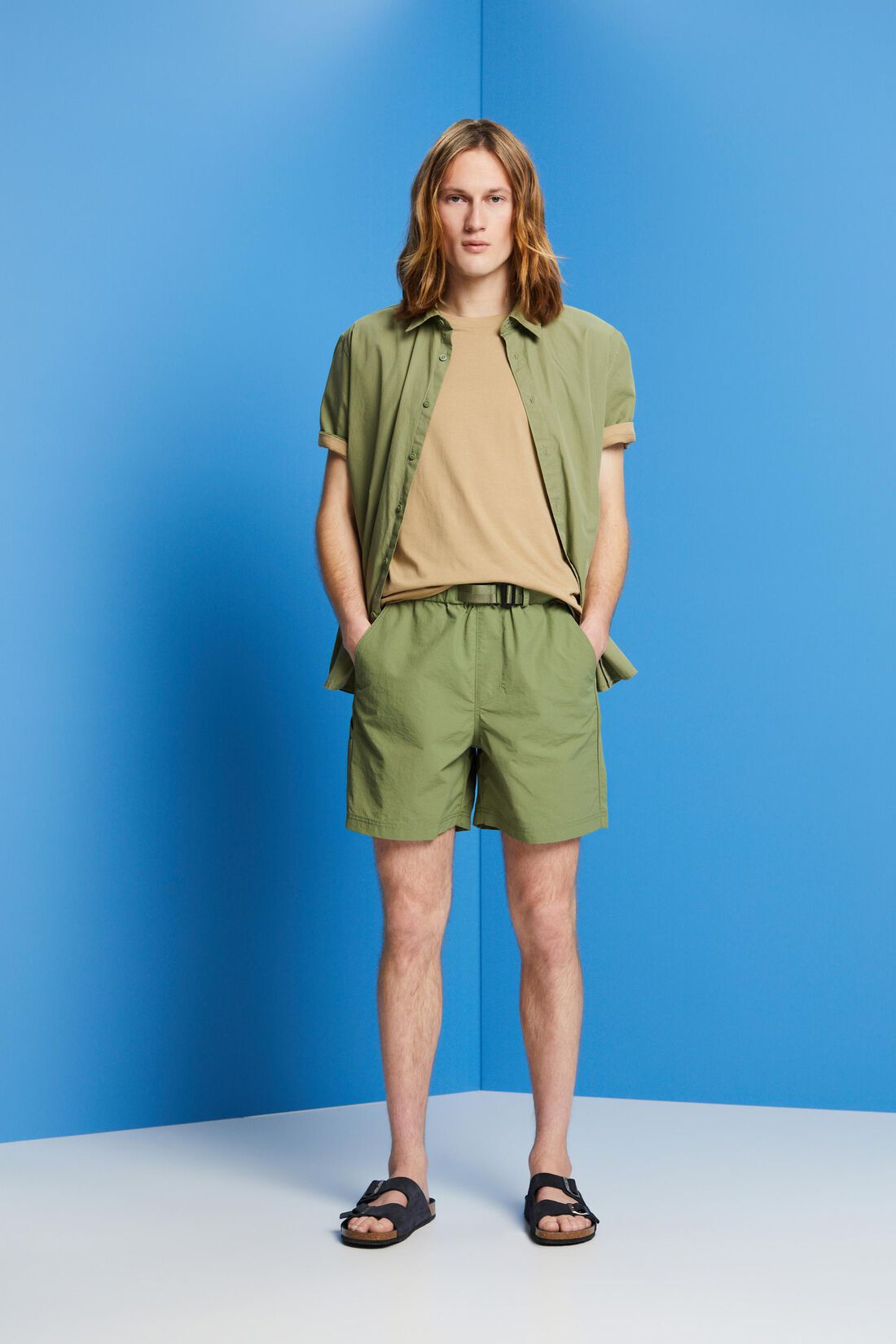 Shorts mit integriertem G&uuml;rtel