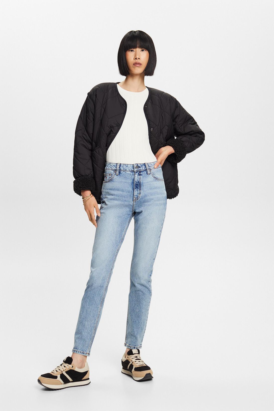 Retro-Jeans mit schmaler Passform und hohem Bund