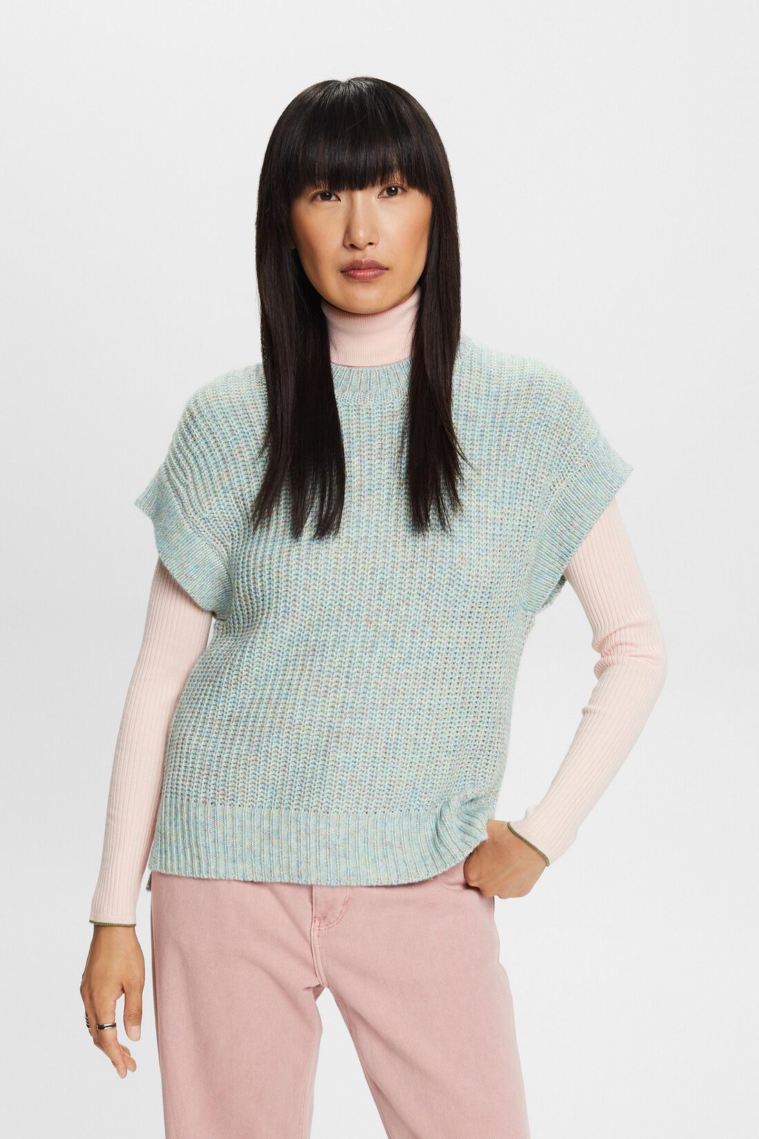 &Auml;rmelloser Rippstrickpullover