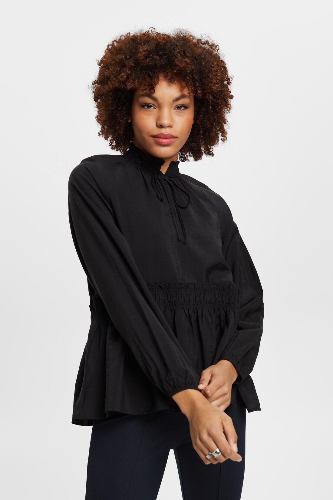 R&uuml;schenbluse mit Bindedetail