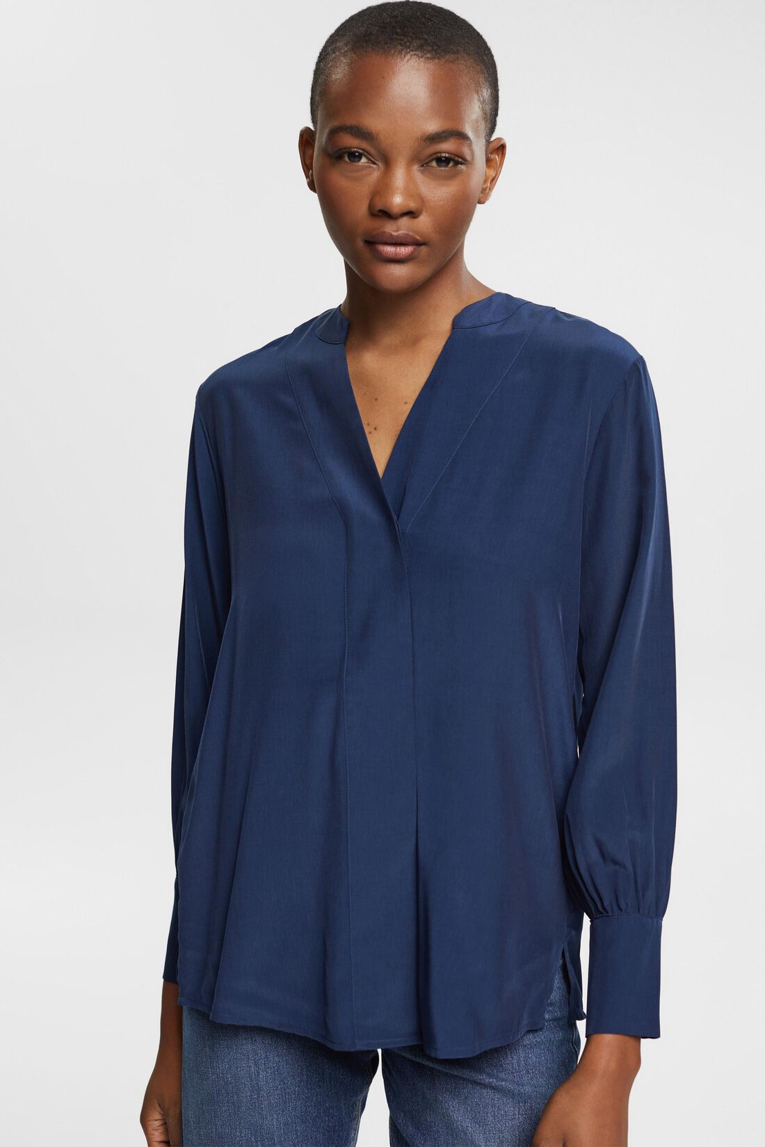 Bluse mit V-Neck, LENZING&trade; ECOVERO&trade;