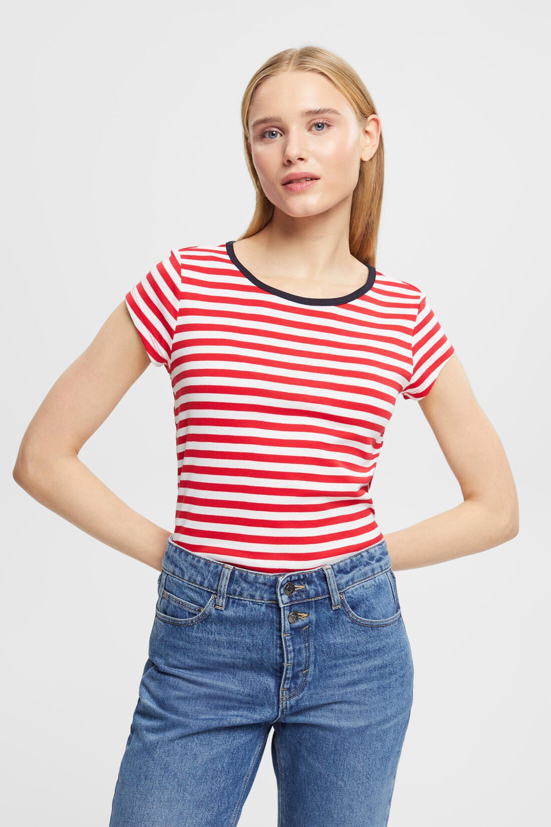 Gestreiftes T-Shirt mit Kappen&auml;rmeln